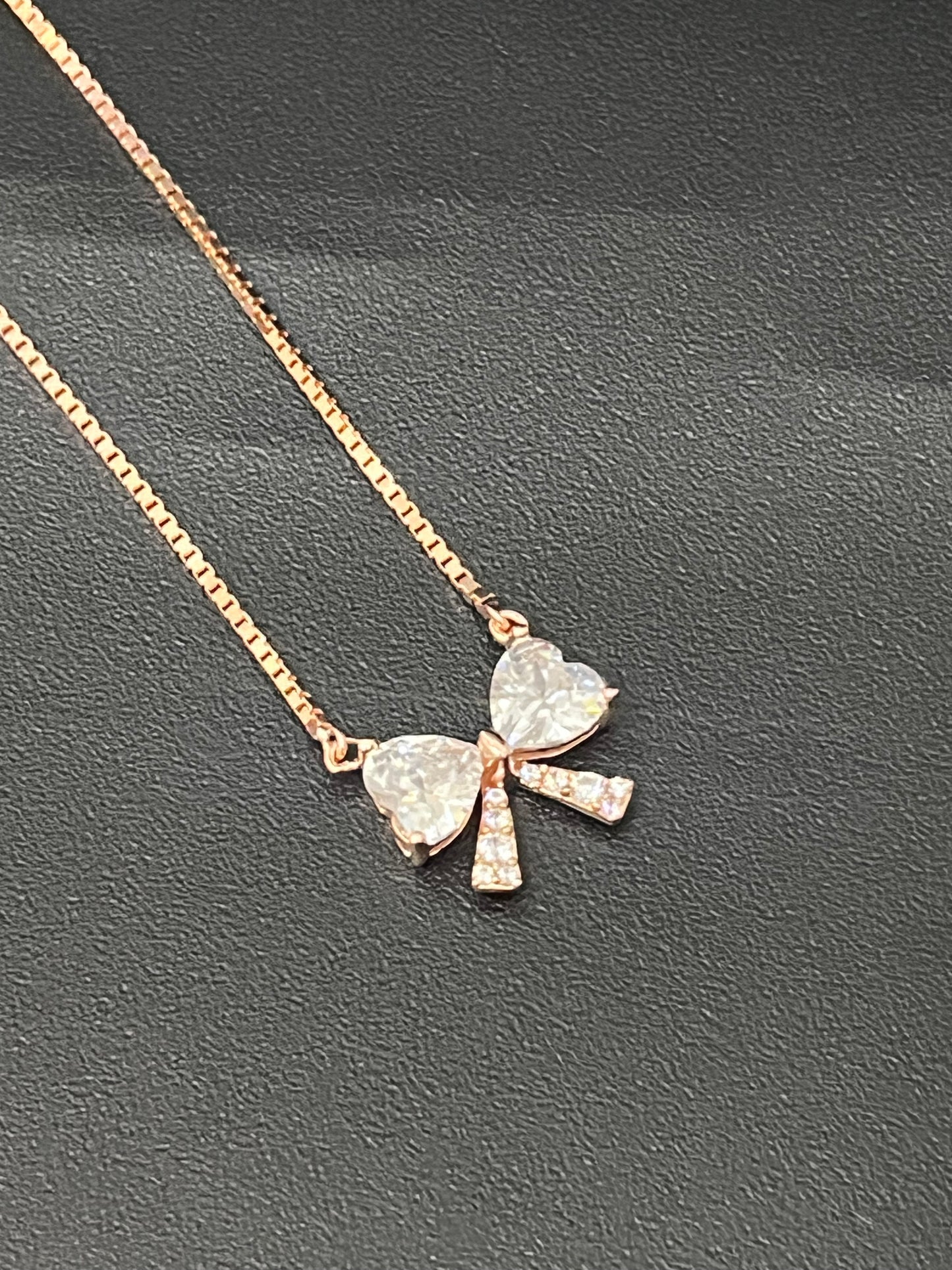 Ladies Pendant Chain_Bow