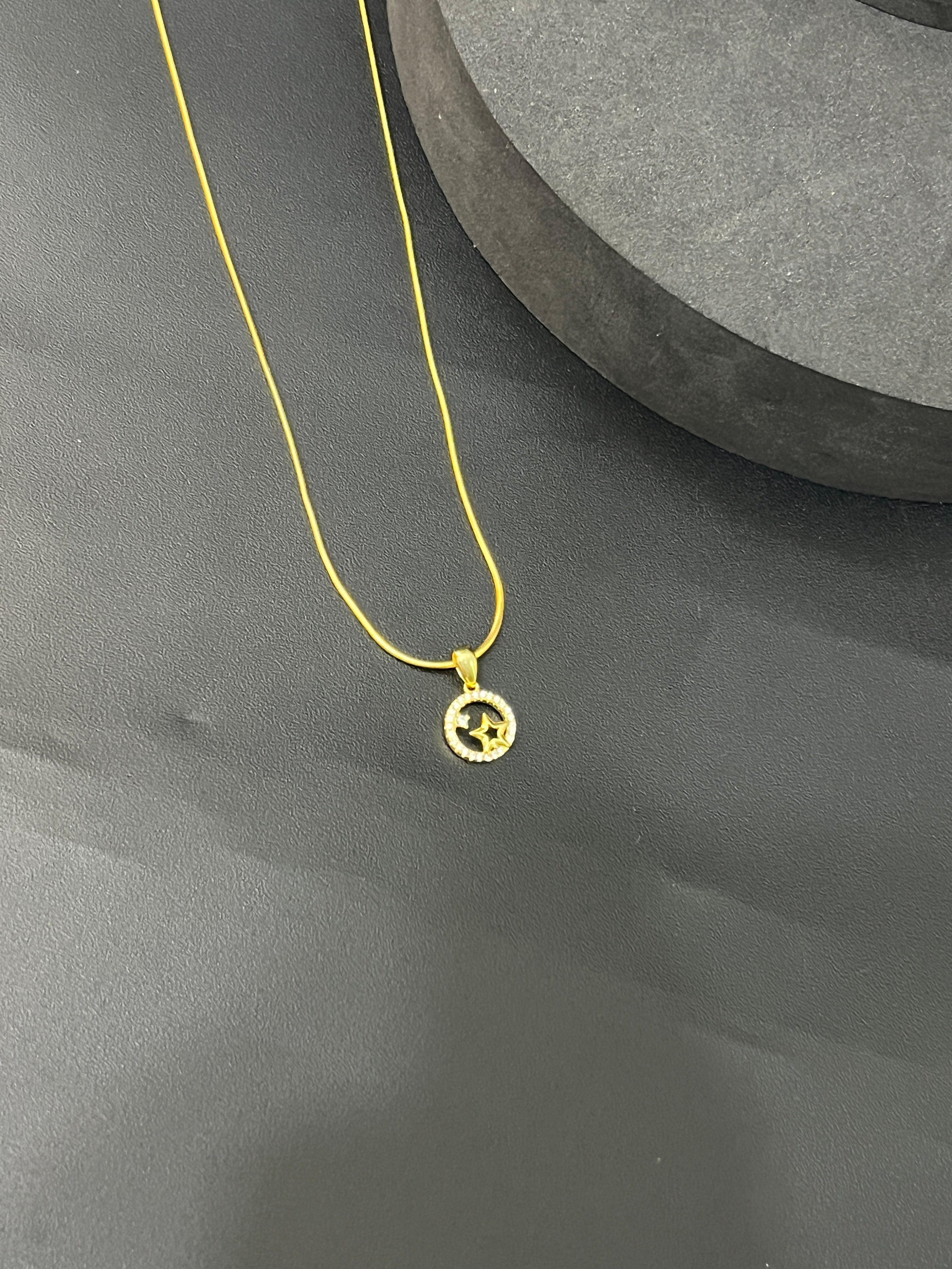 Ladies Pendant Chain Circle With  Star Gold Finished