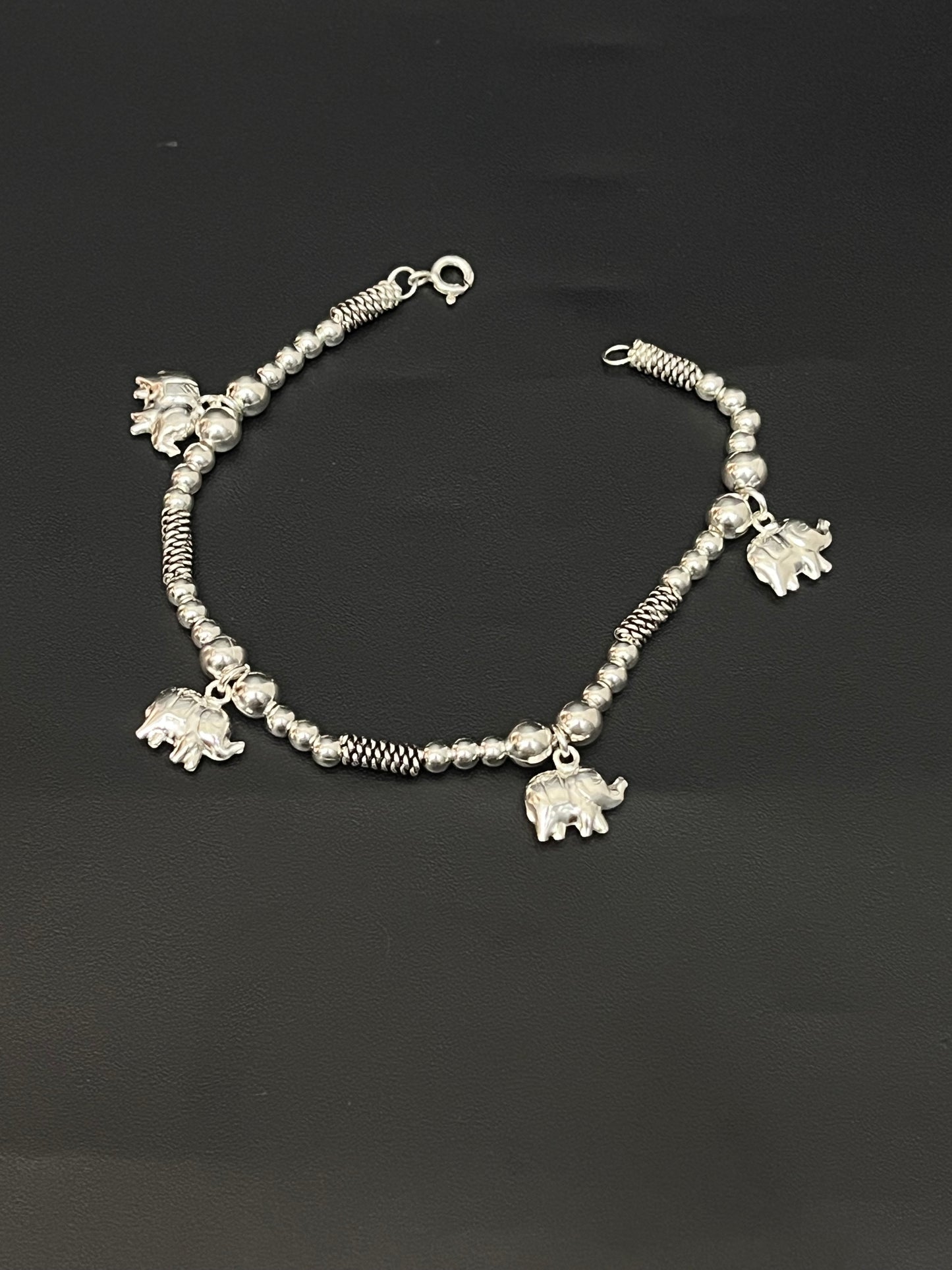 Ladies Bracelet_Charms Elephant & Beads