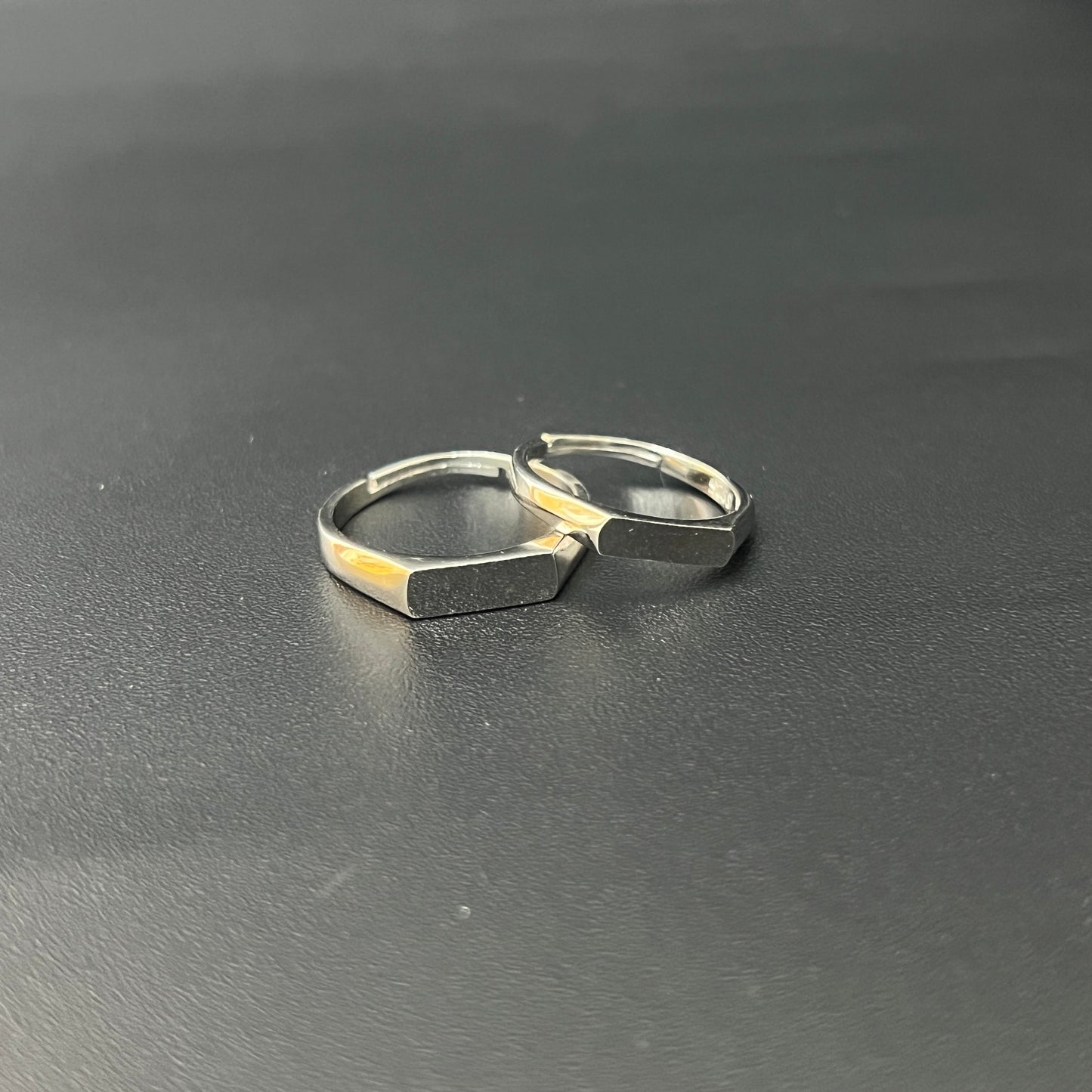 Couple rings Shadow