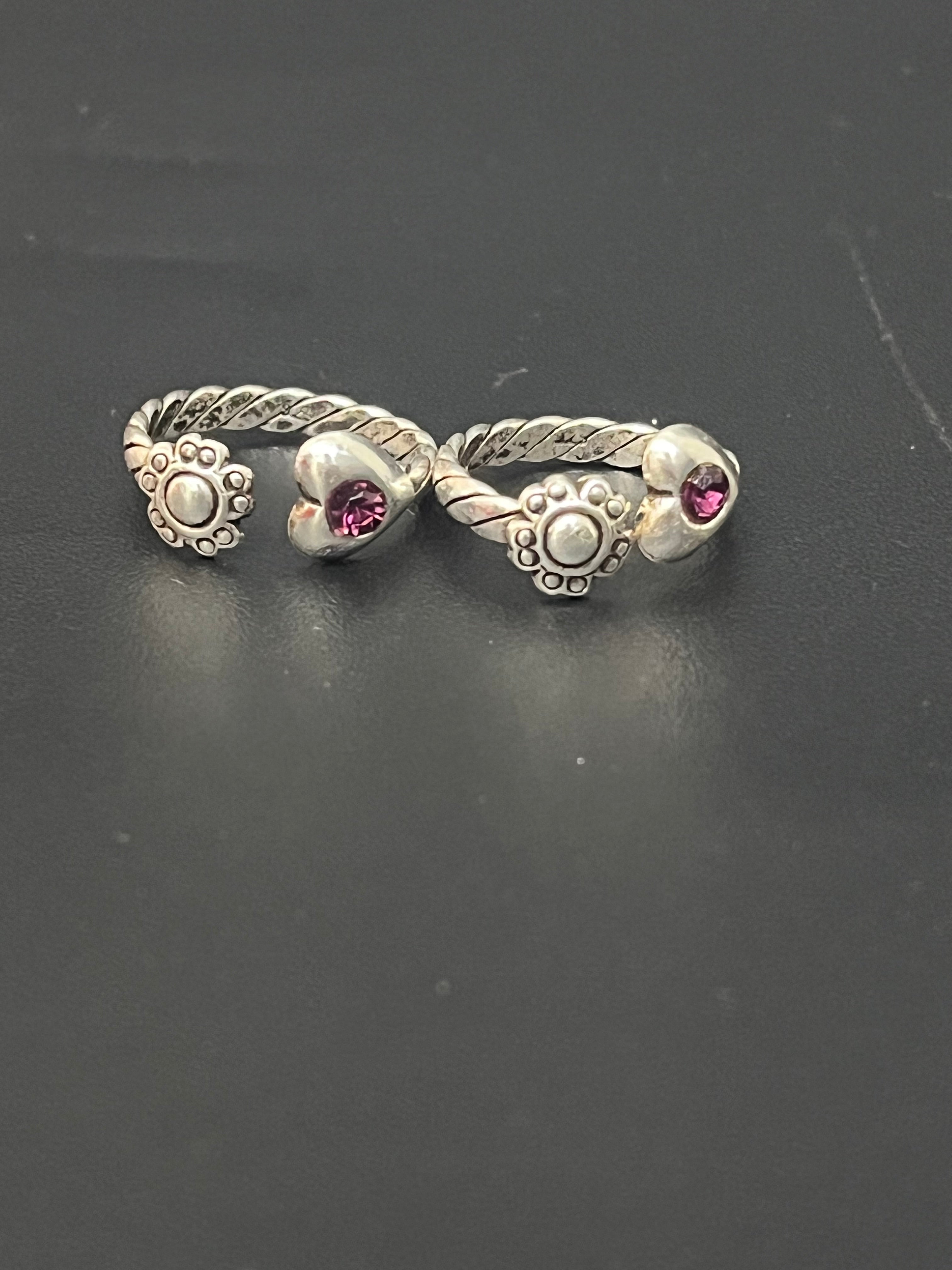 Ladies Toe ring Heart ❤️__Flower