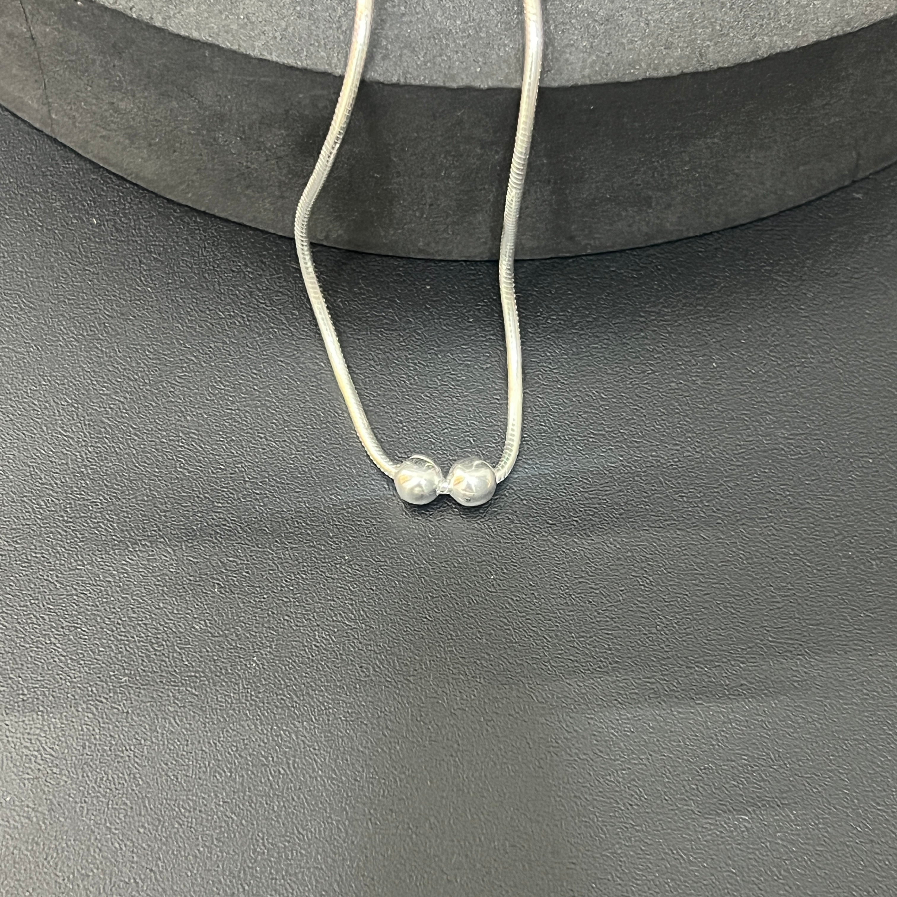 Ladies Silver Ball Chain 01