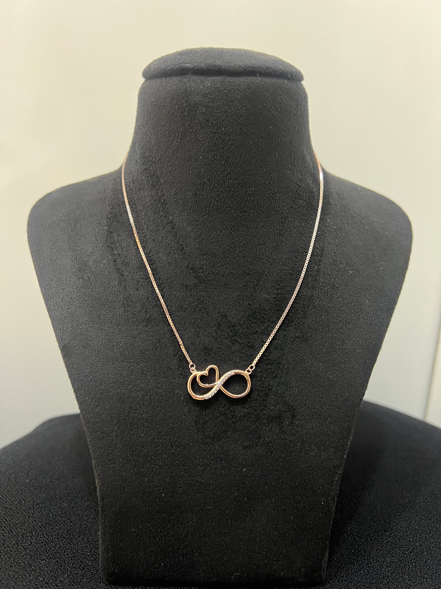 Ladies Chain Infinity Chain_INF04