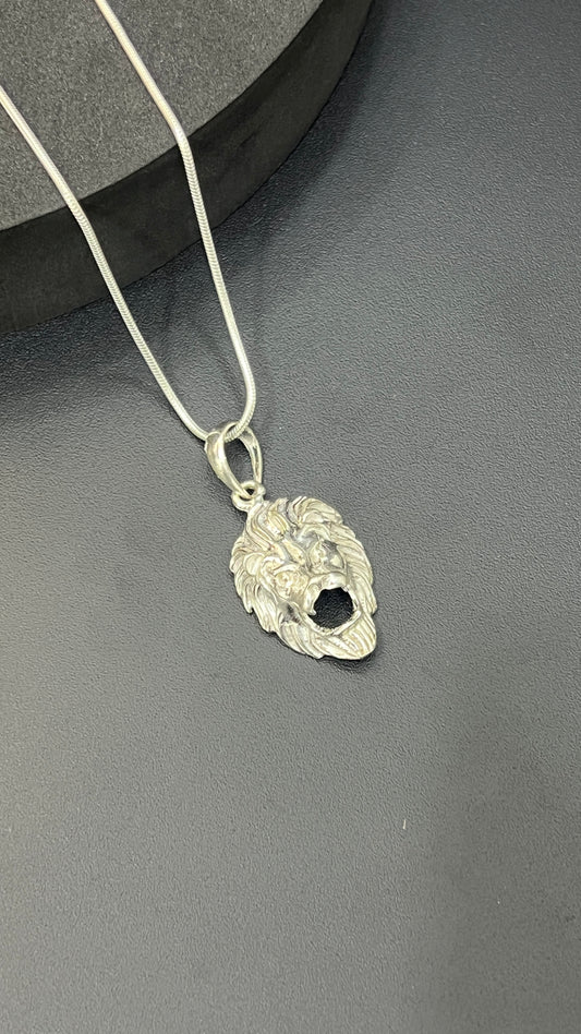 Lion Pendant_D001