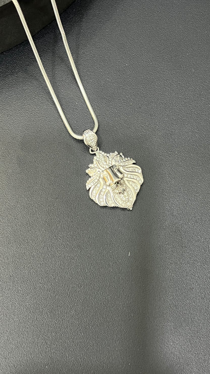 Lion Pendatn_AD Cut