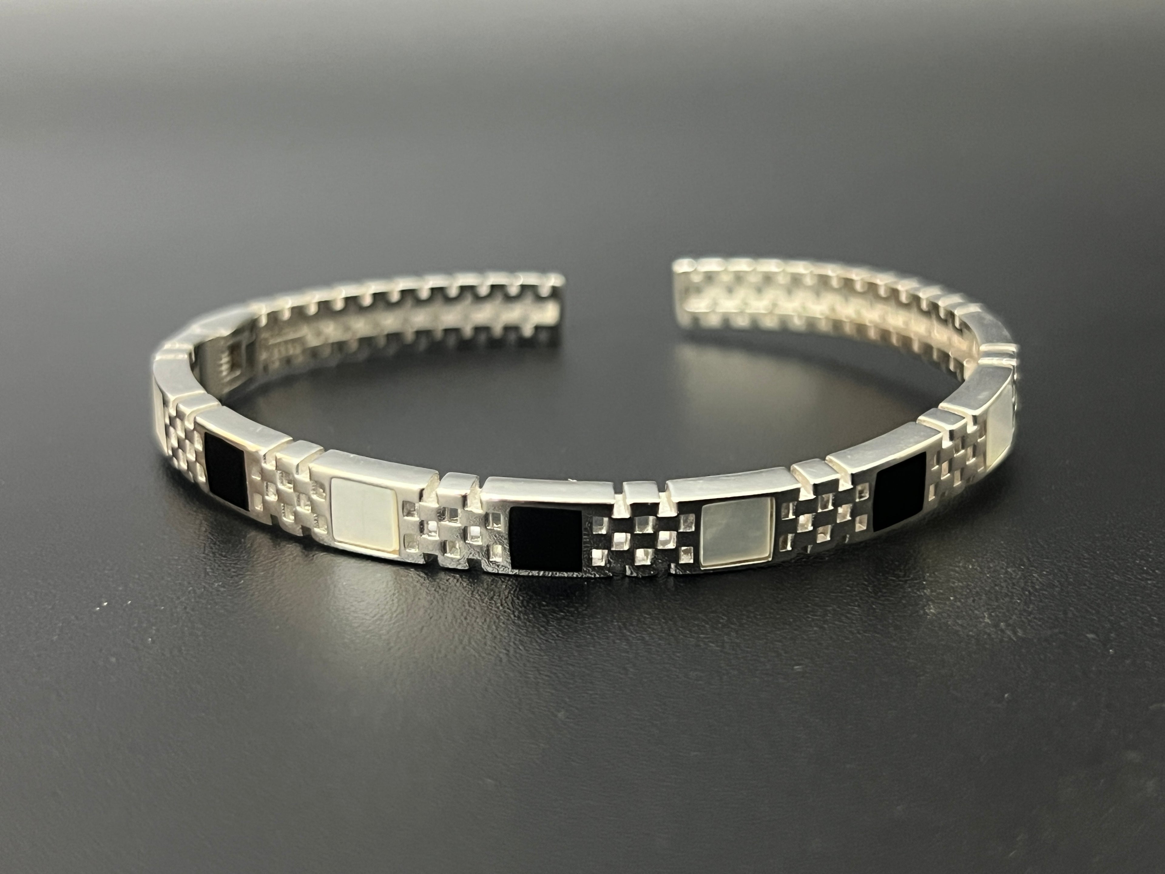 Mens Kada_Italian Square Black finish