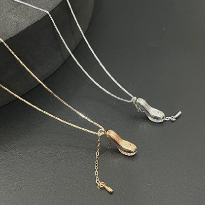 Ladies Pendant Chain Heel Design