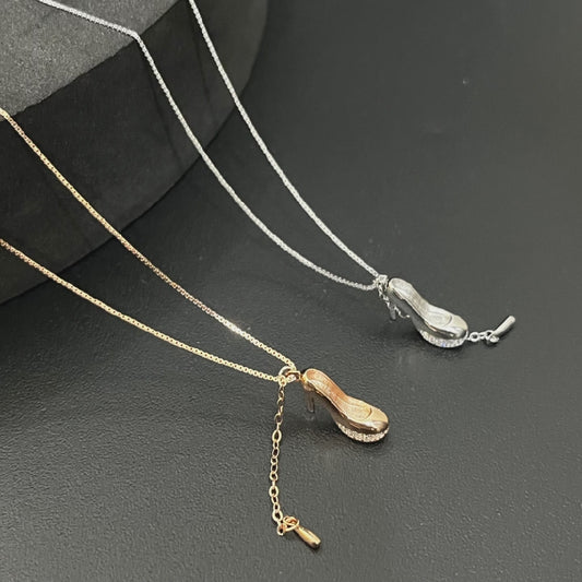 Ladies Pendant Chain Heel Design