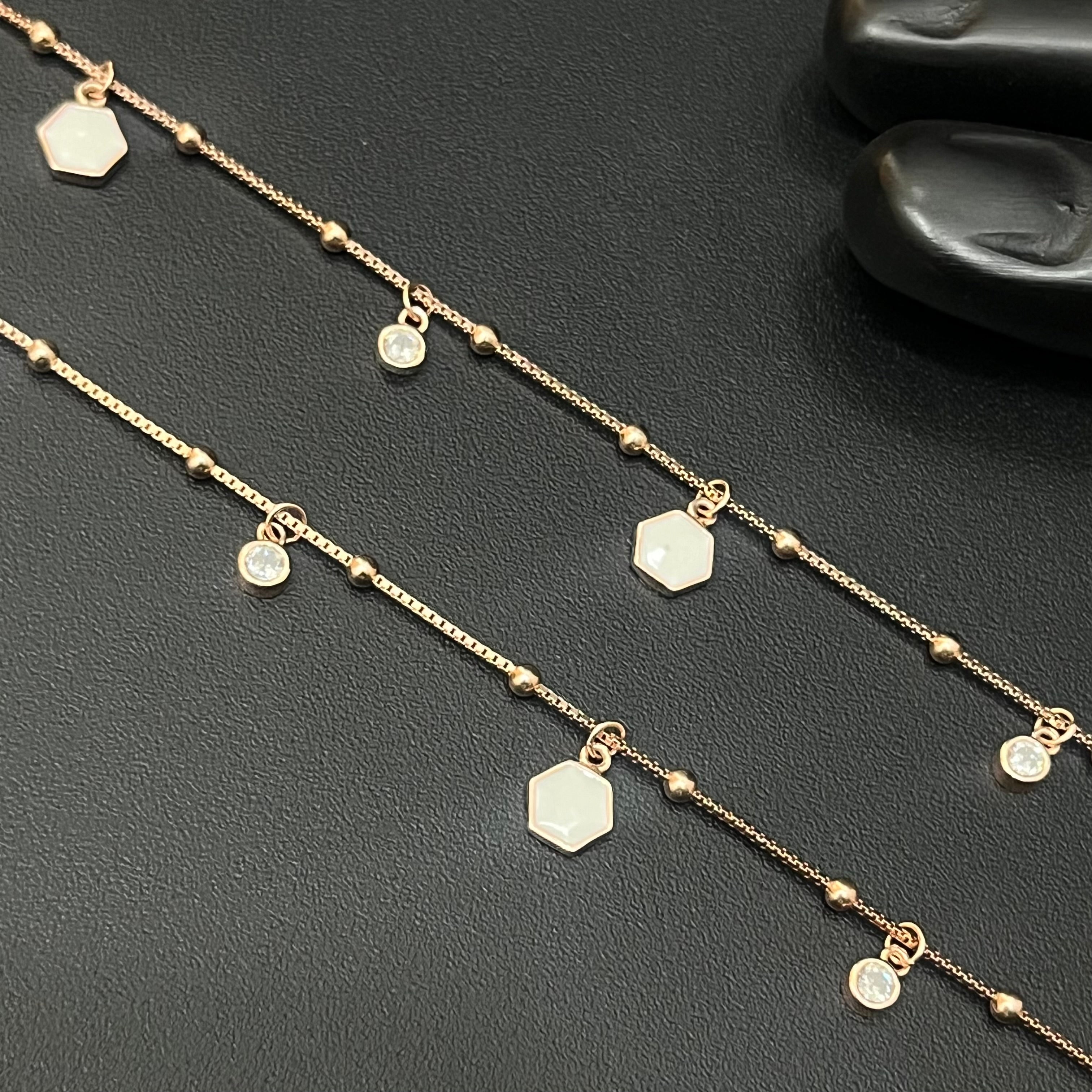 Silver Ladies Anklet Mop Charms RG