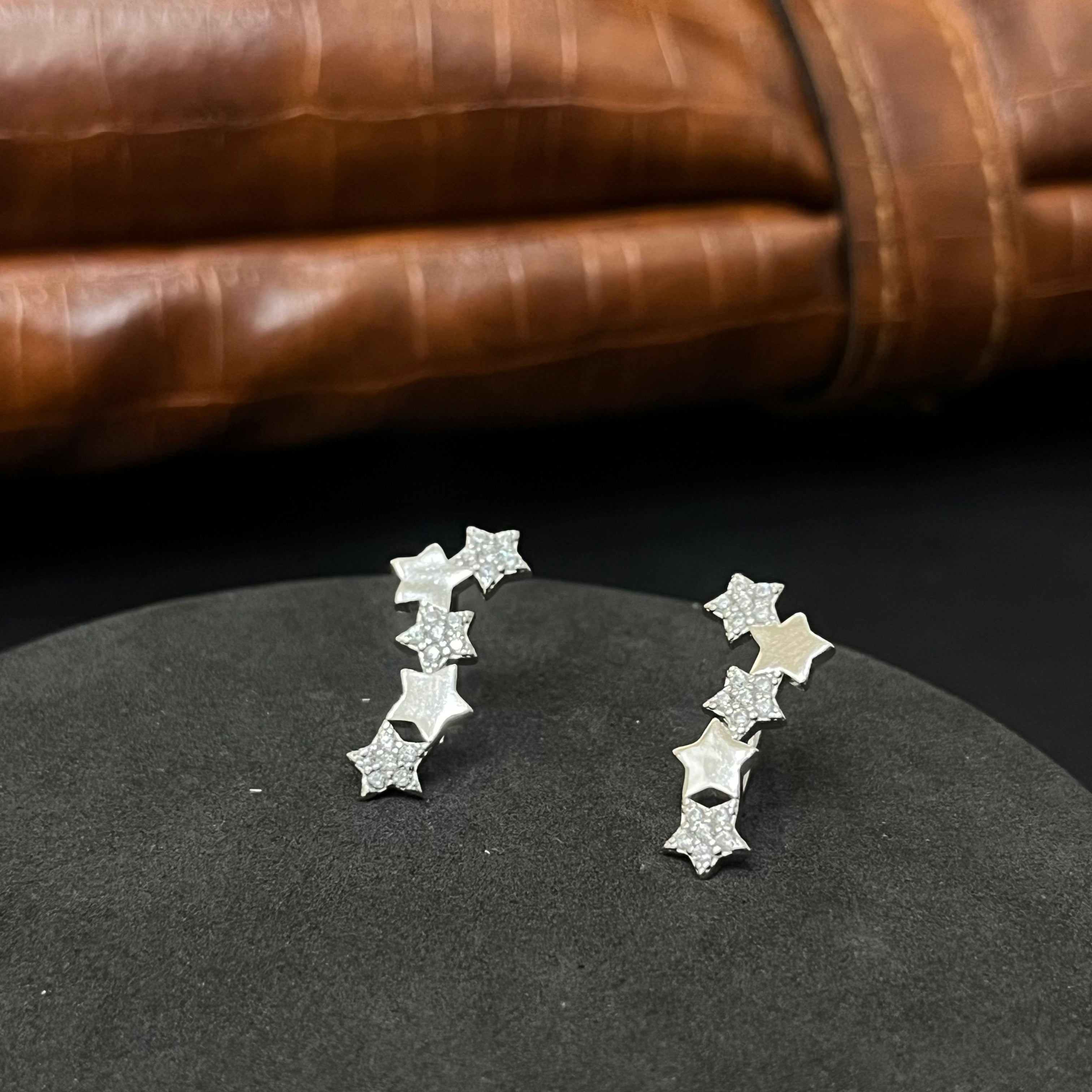 Silver Ladies  Earcuffs Stars Matte