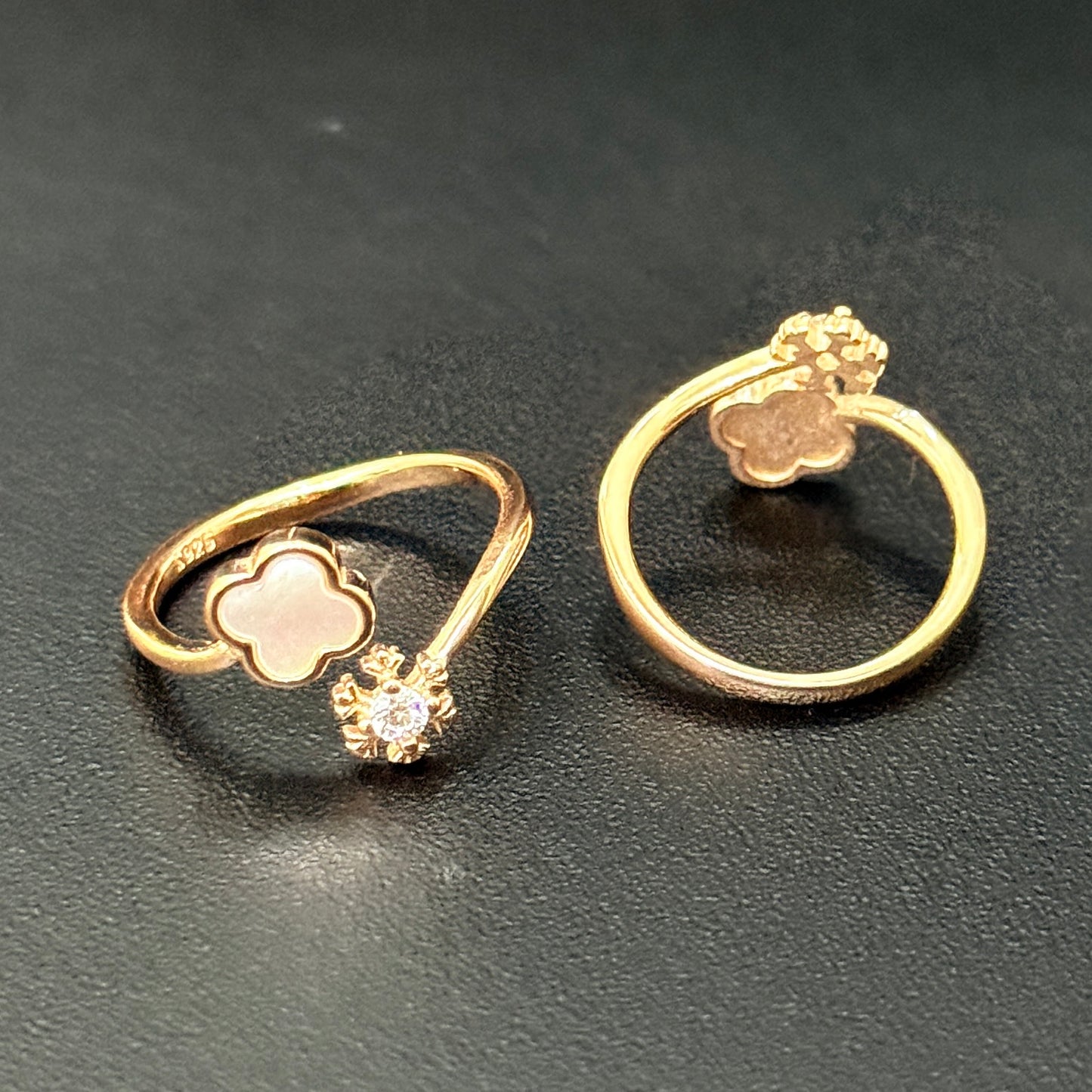 Silver Ladies Toe Rings Clover MOP RG