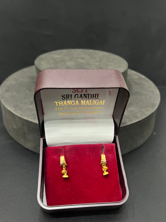 Gold Fancy Studs 18K F2