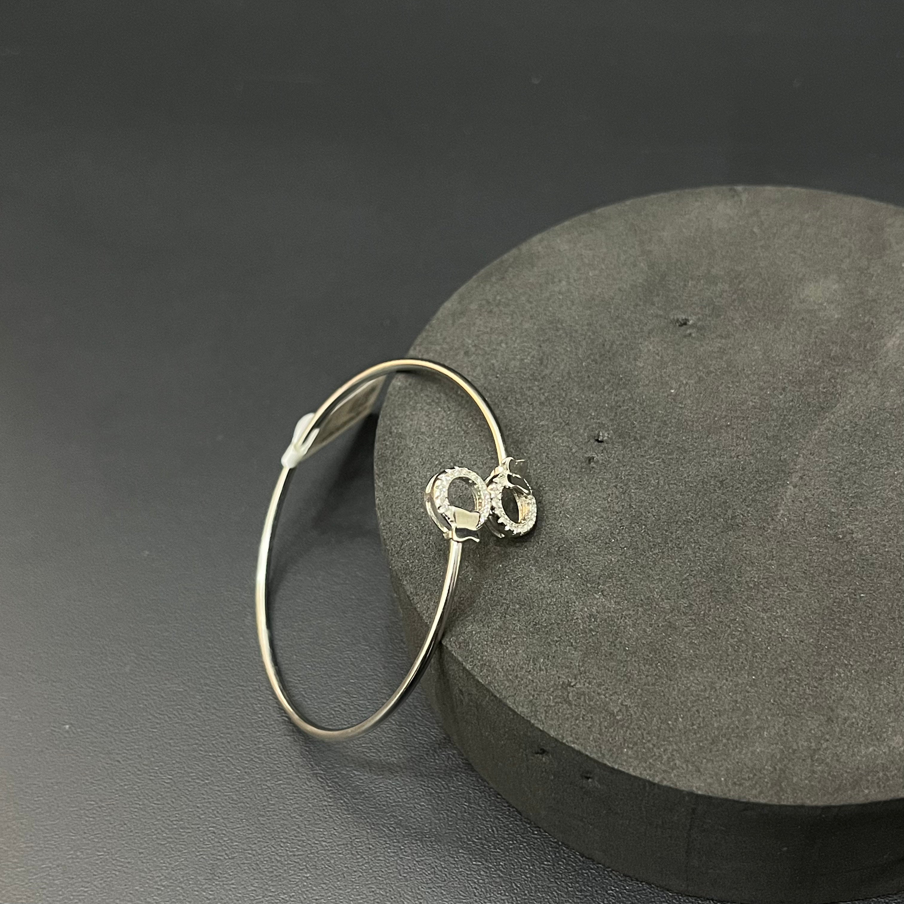 Silver ladies Kada Flexi Circle