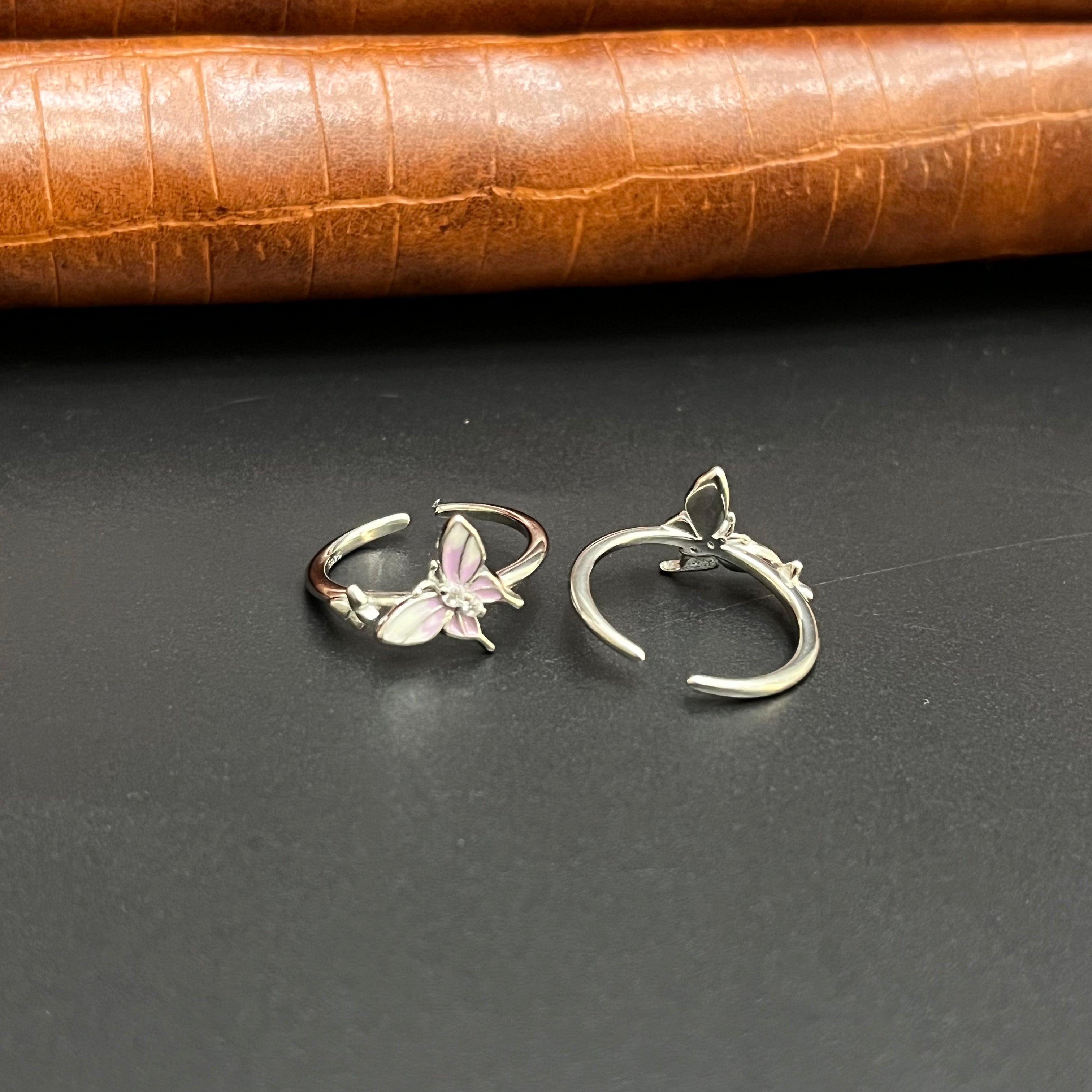 Silver Ladies Toe Rings 925 Butterfly Flaps 925