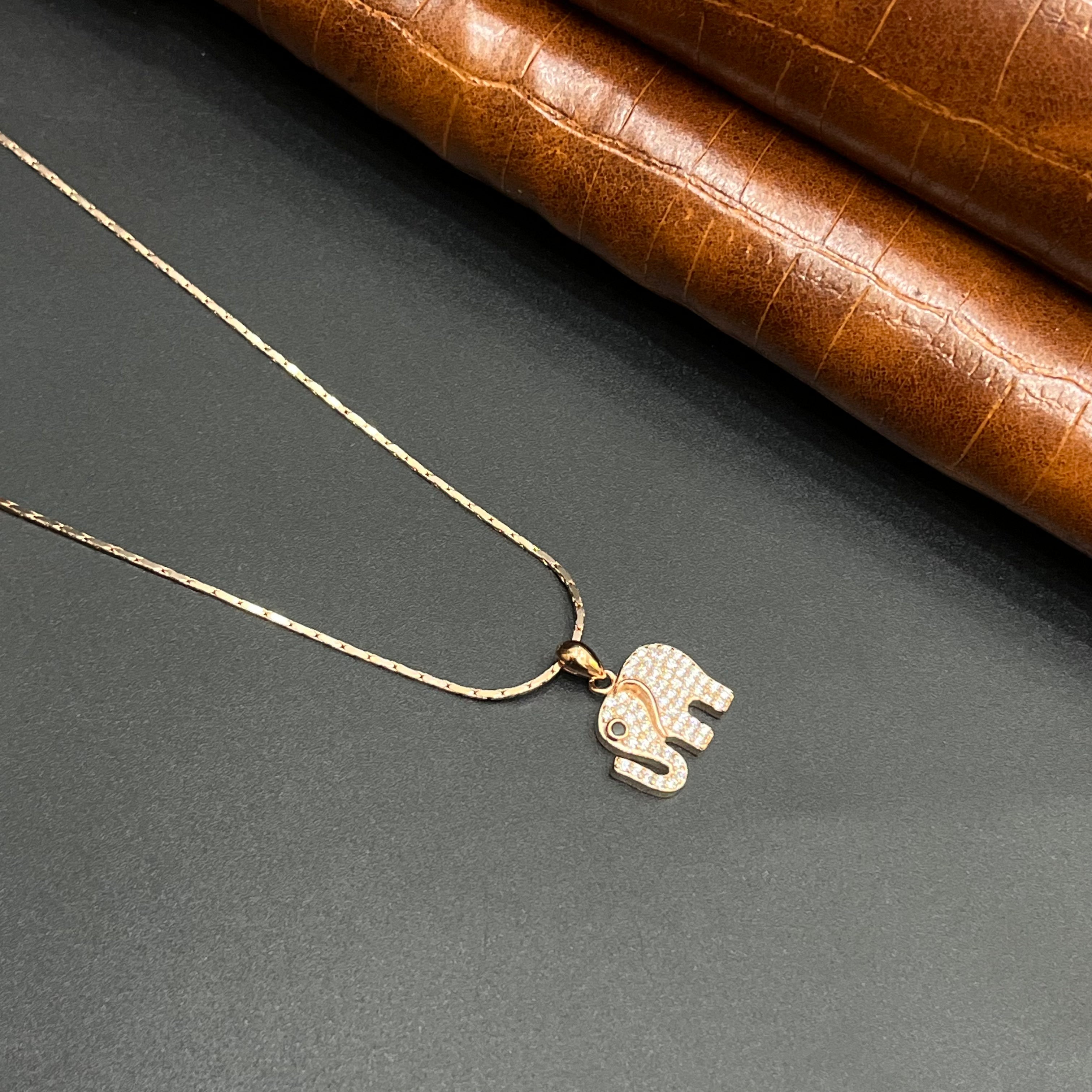 Silver Ladies Pendant Elephant Charm Rose Gold 925