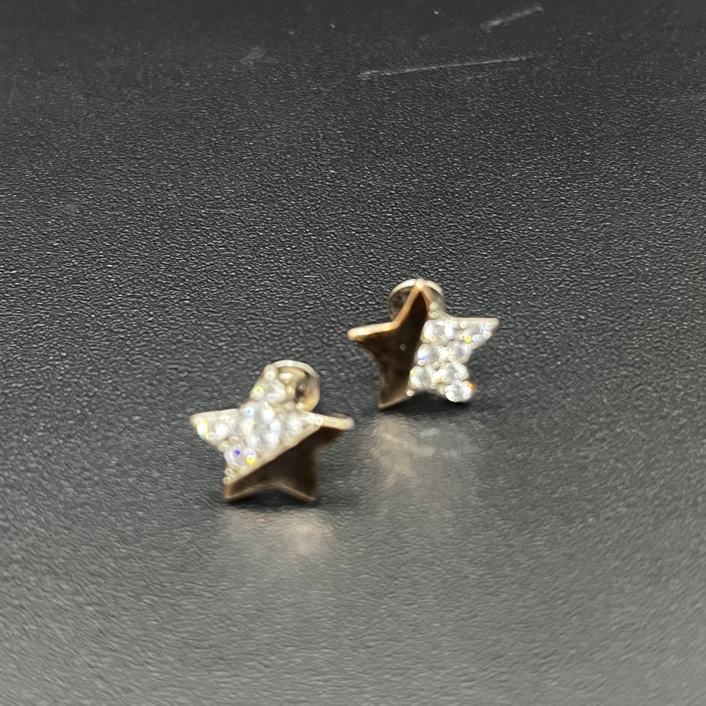Silver Studs Star With Stone Design