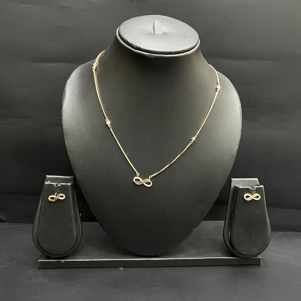 Silver Ladies Chain And Pendant Set Infinity Edition Rose Gold M02 925