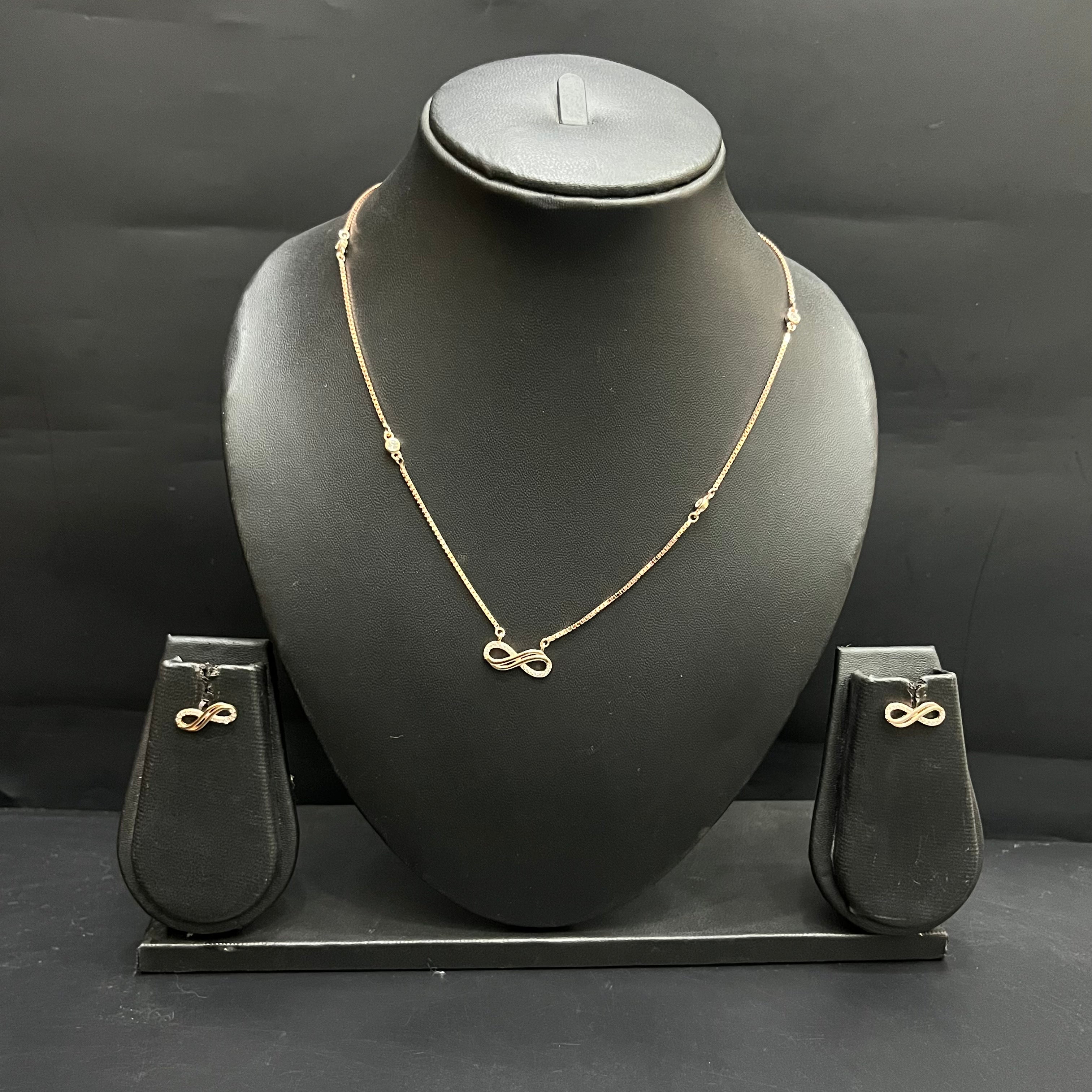 Silver Ladies Chain And Pendant Set Infinity Edition Rose Gold M02 925