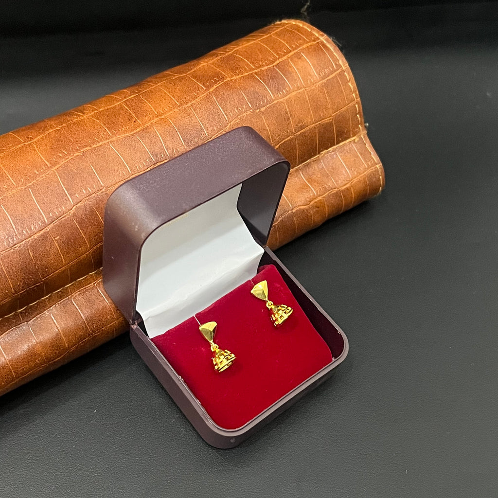 Silver Ladies Stud Triangle Mini Jimki Gold Finished 92.5