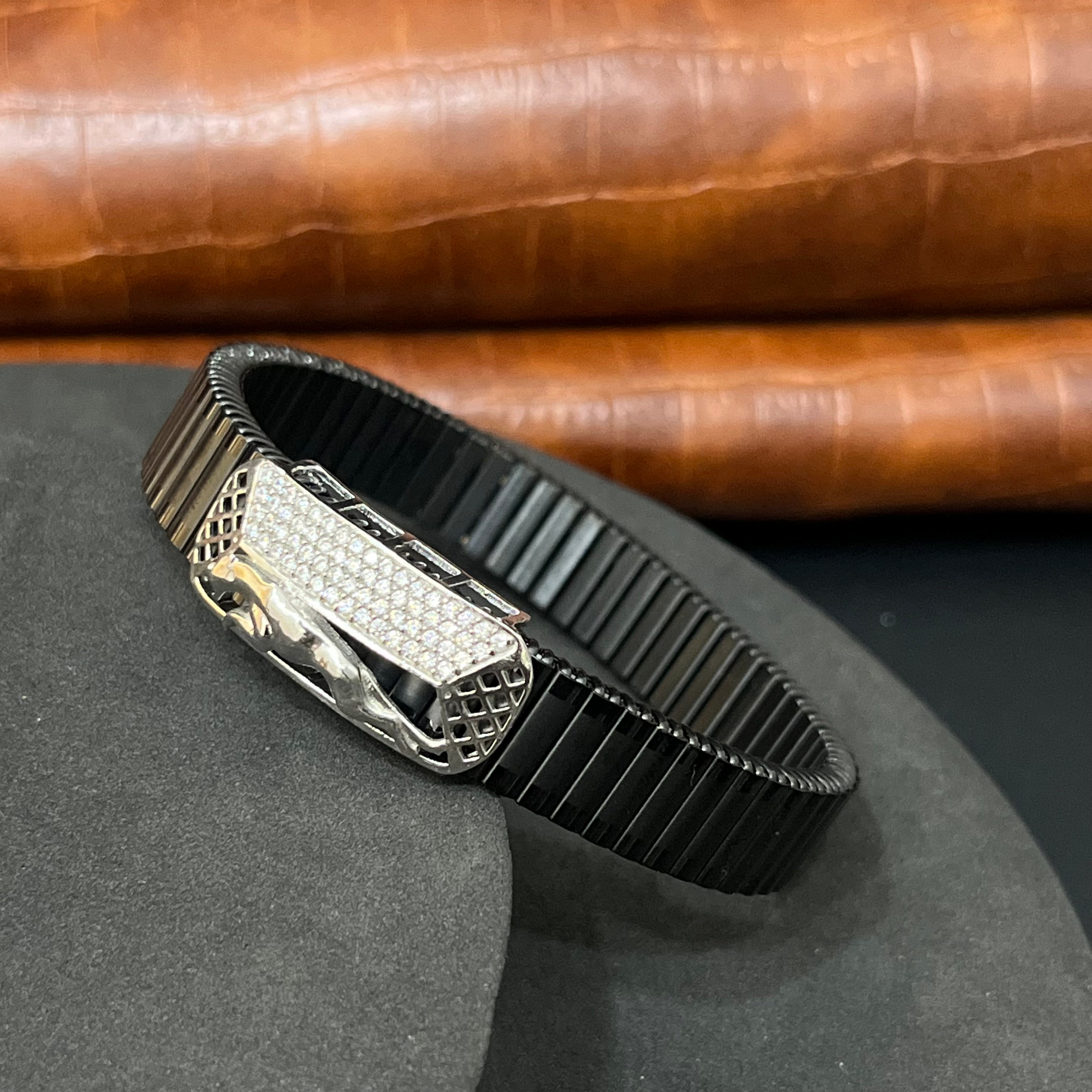Silver Mens Flexible Bracelet Jaguar 2 925