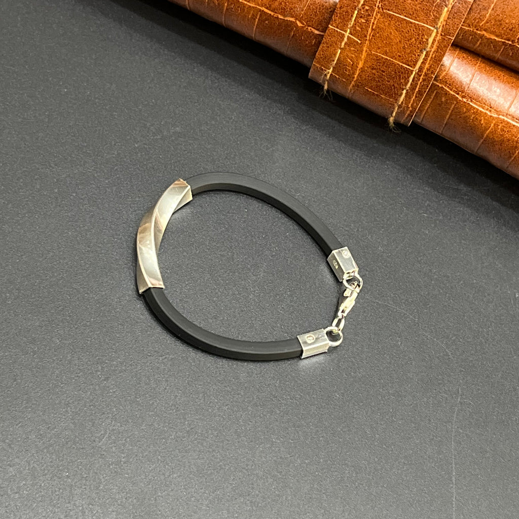 Silver Kids Bracelet Classic Black Band Link 925