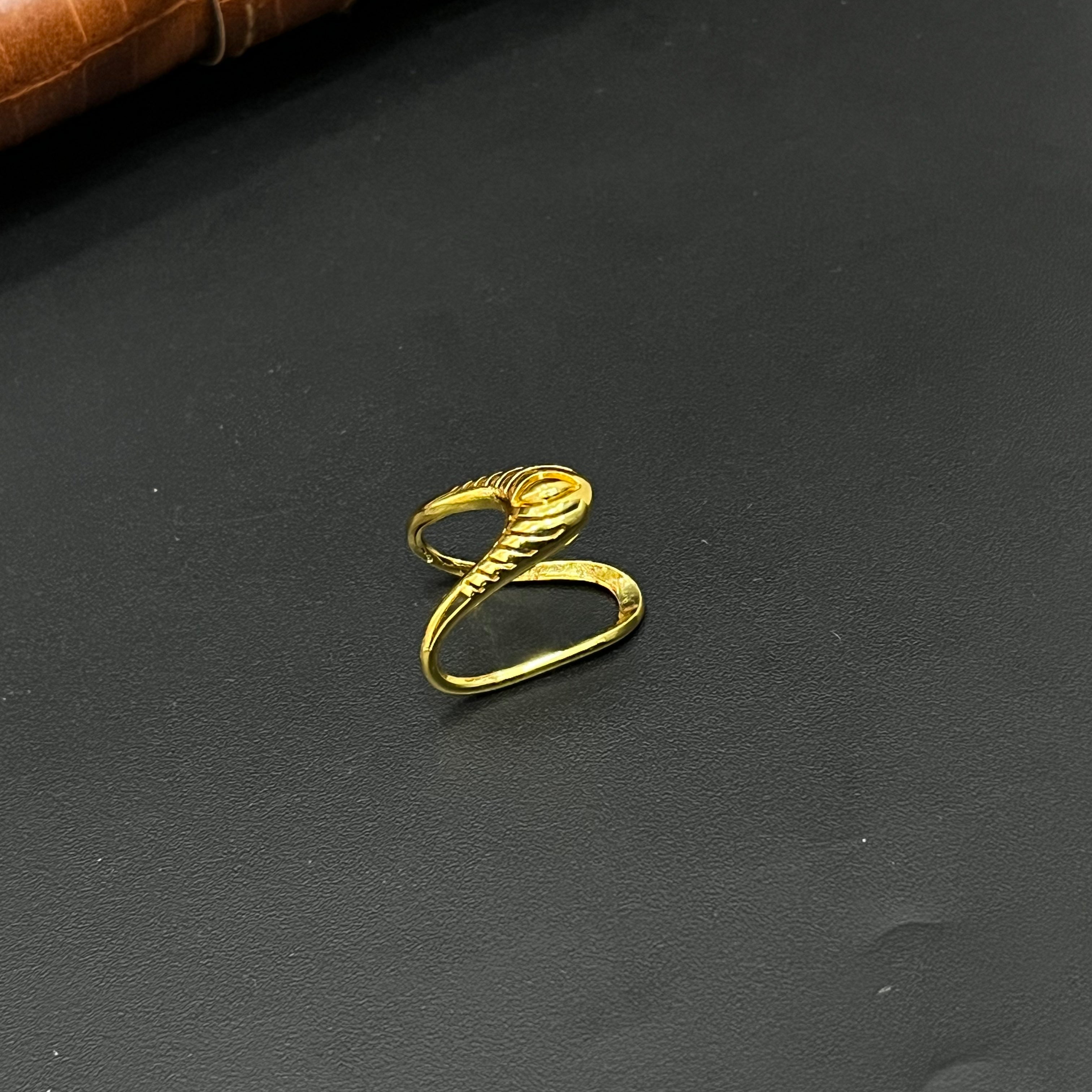 Silver Vanki Ring Gold Finished V01