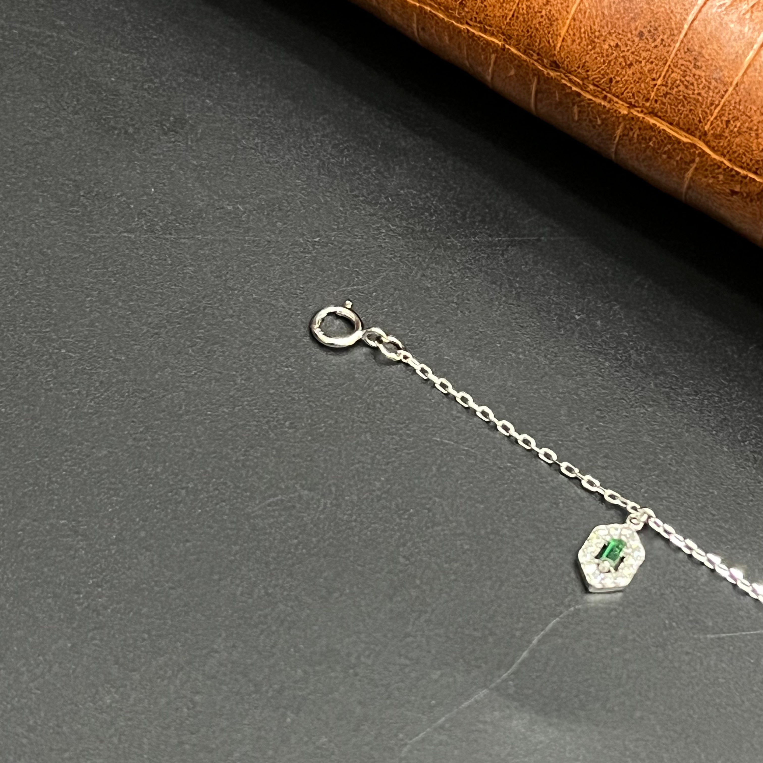 Silver Ladies Bracelet Royal Emerald Leaf Drop 925