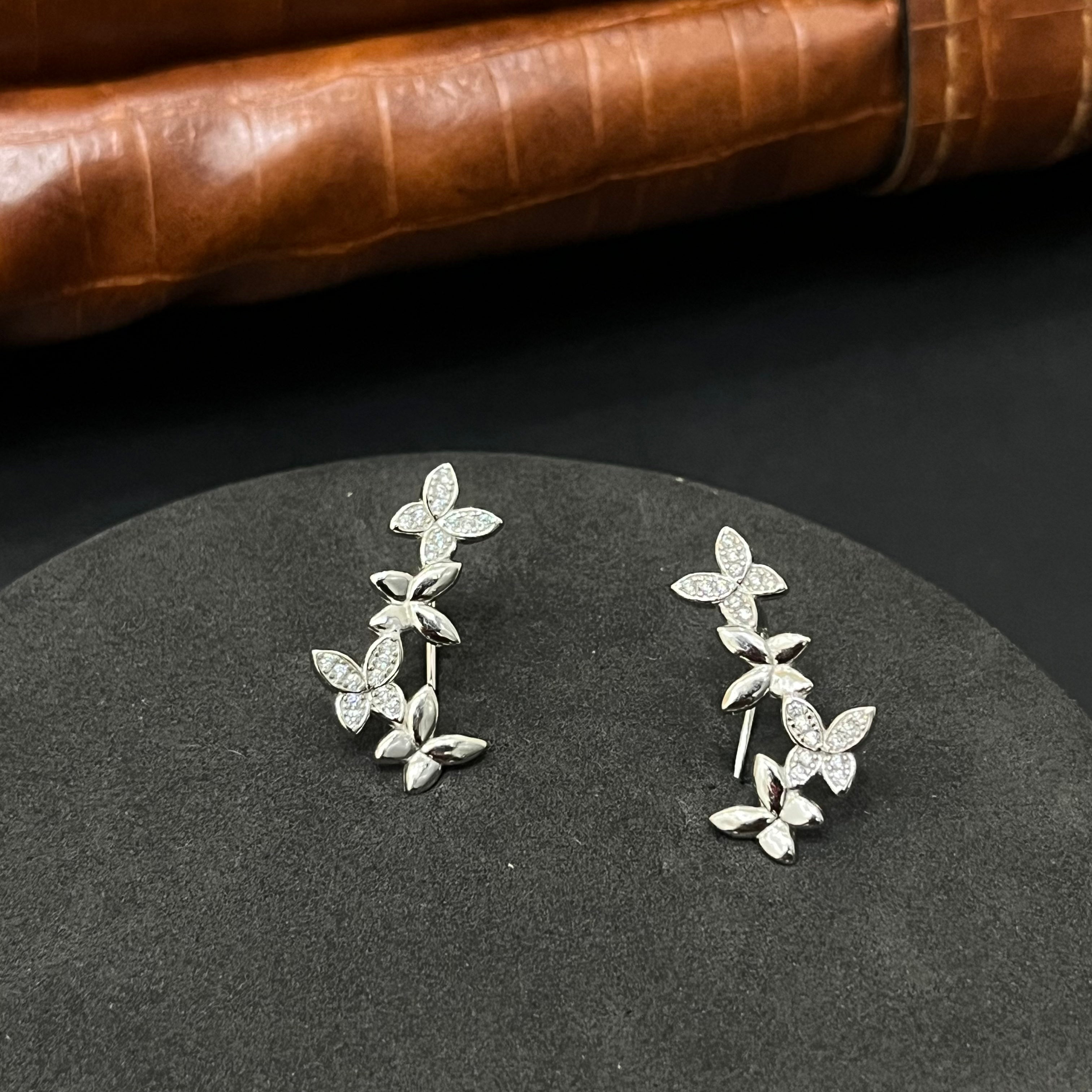 Silver Ladies  Earcuffs Butterfly AD