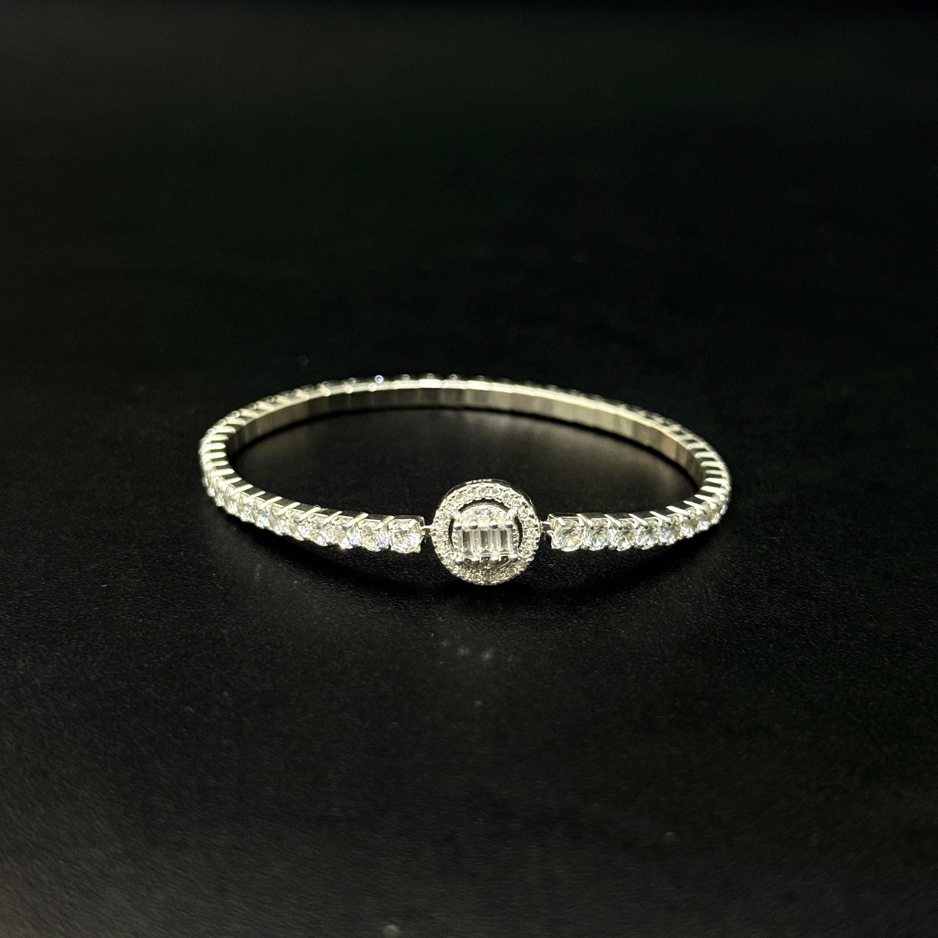 Ladies Wrist Band White Stone Circle AD