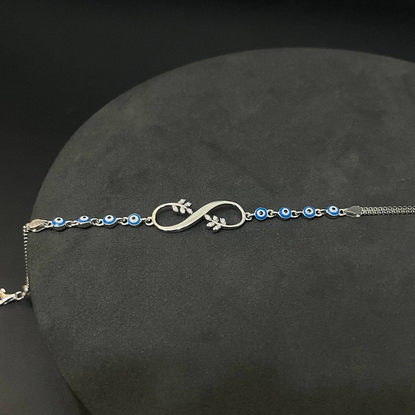 Silver Ladies Infinity Bracelet Floral