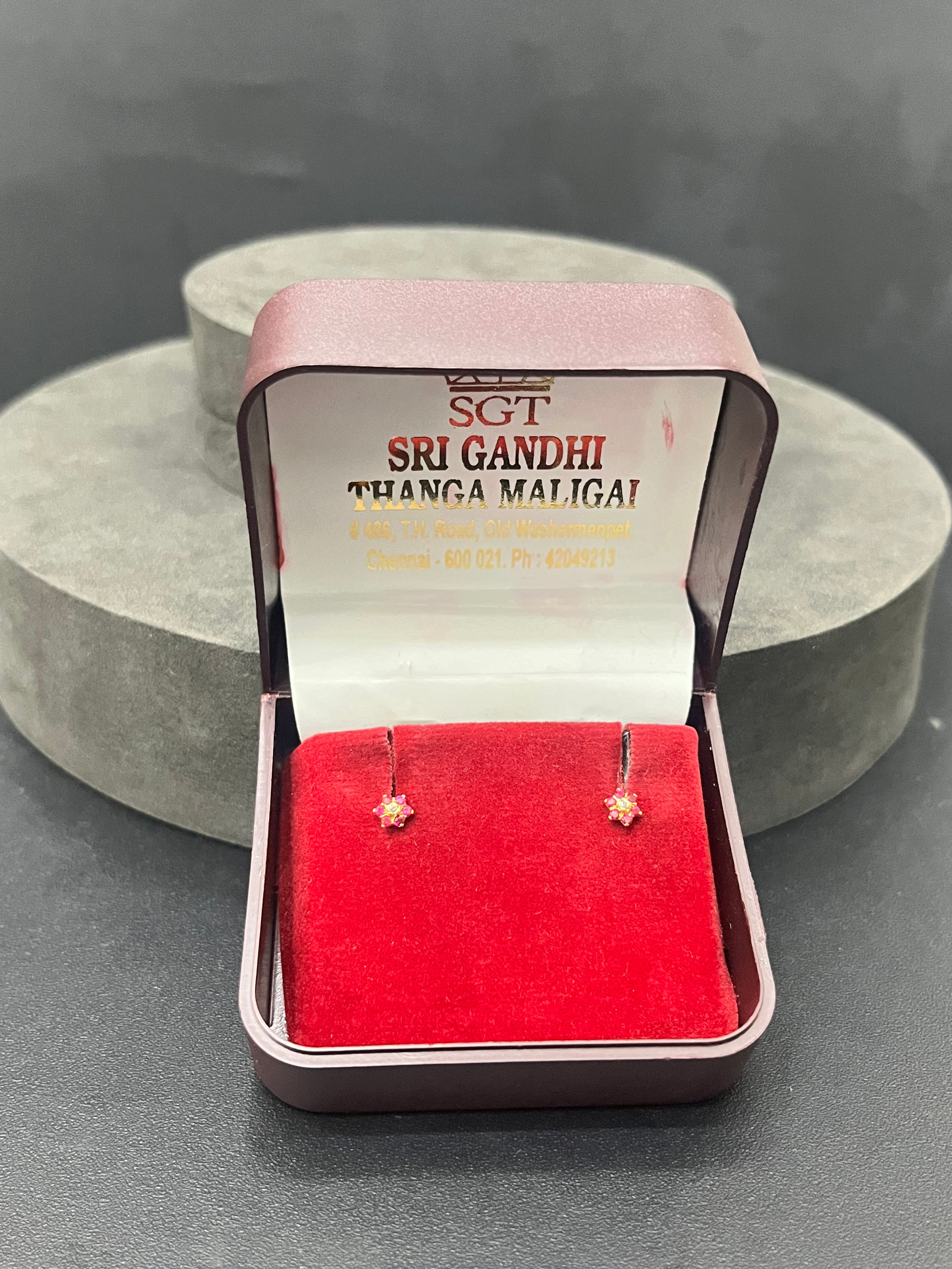 Gold Flower Red Studs 18K