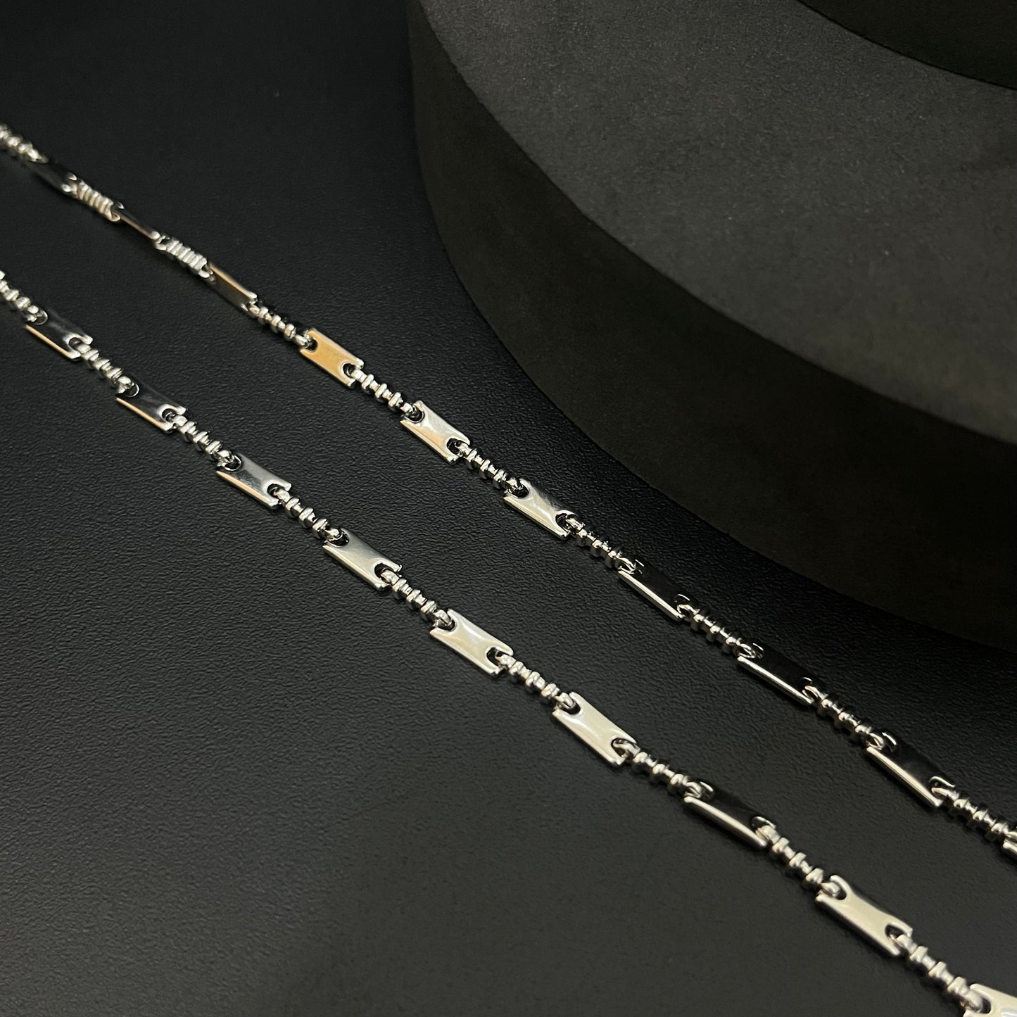 Silver Mens Chain Link Locks