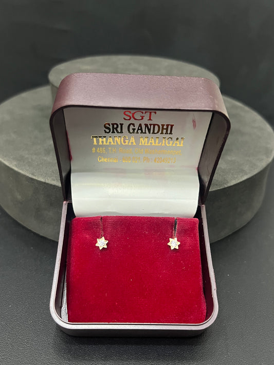 Gold Star Studs 18K Tradtional
