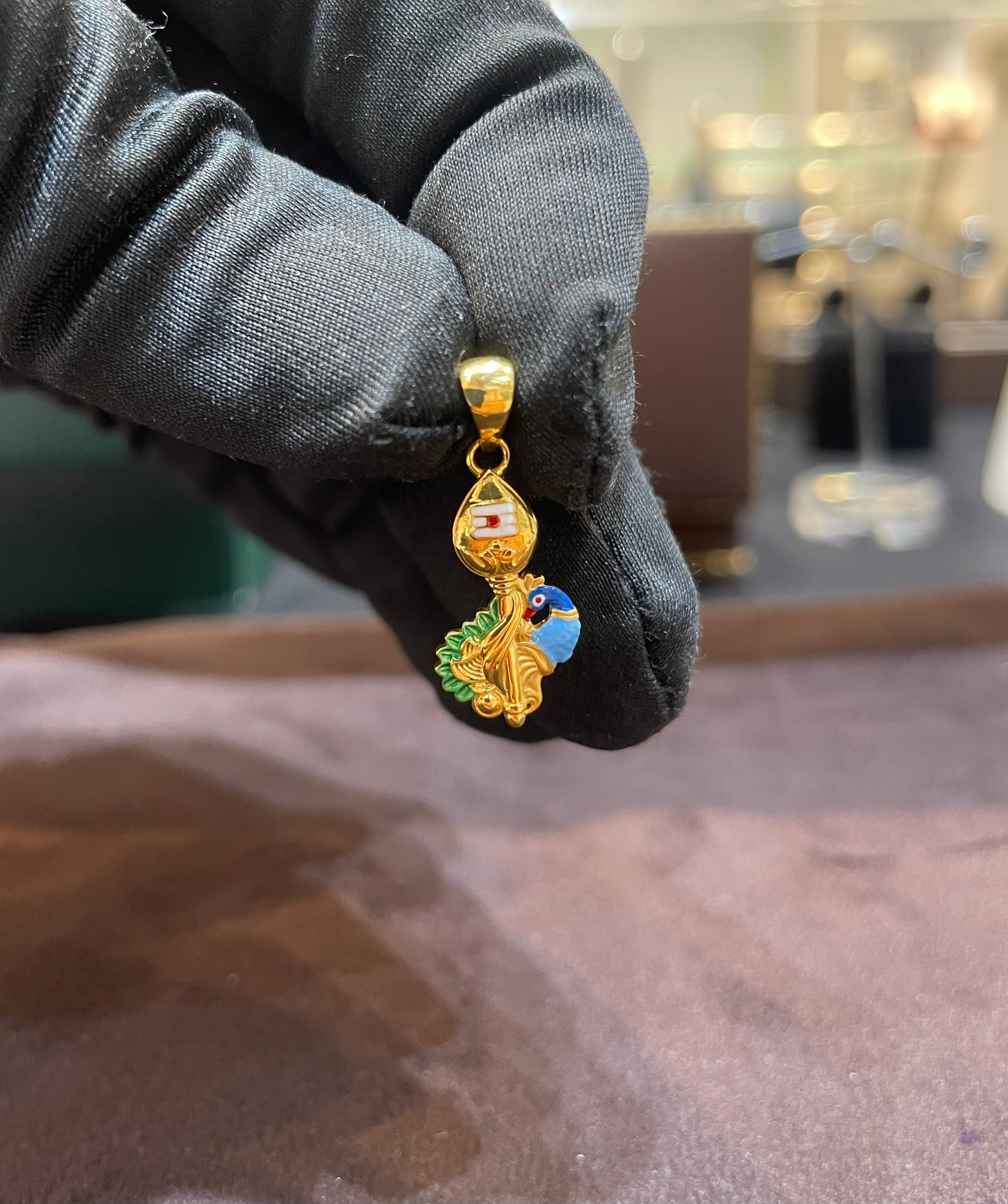 Murugan Vel & Peacock 22k Gold DS 05