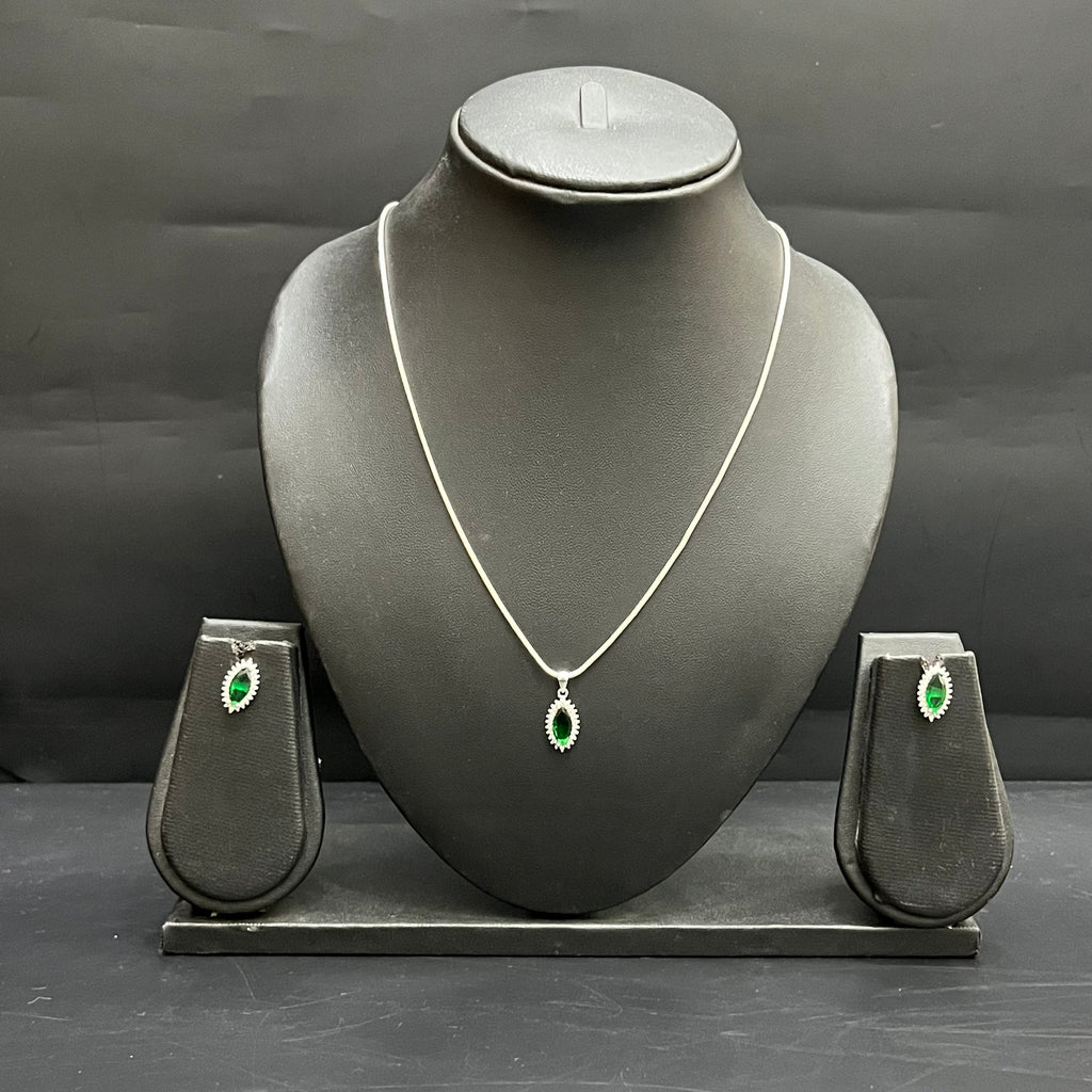 Silver Ladies Pendant Chain Set Green Crystal Stone 925