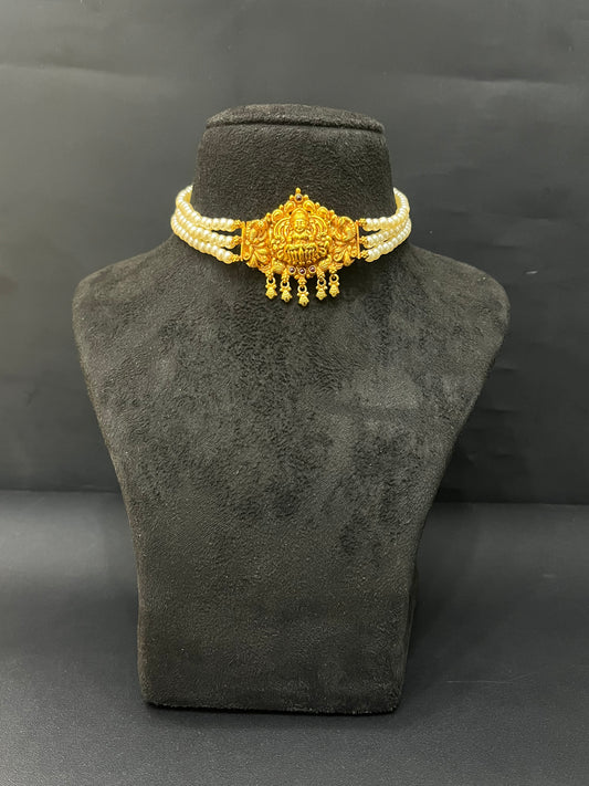 Silver Choker Neckpice with original pearl P2