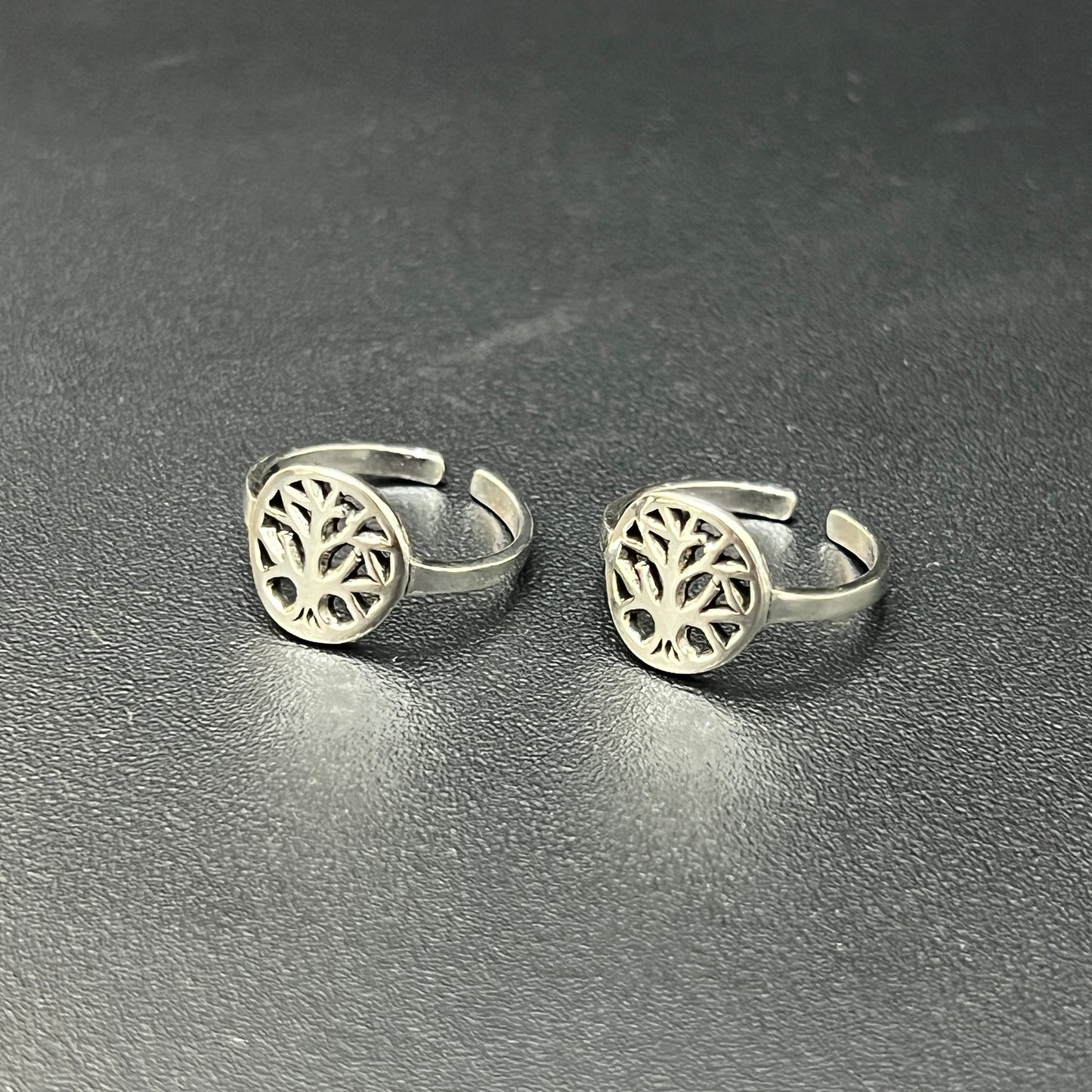 Ladies Toe Rings Tree