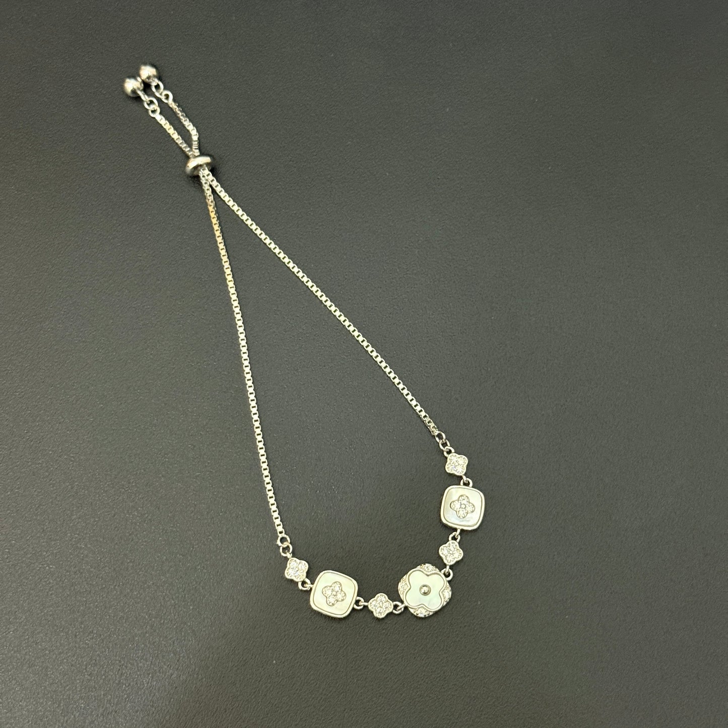 Silver Ladies Bracelet Adjustable Push lock DS11 SS