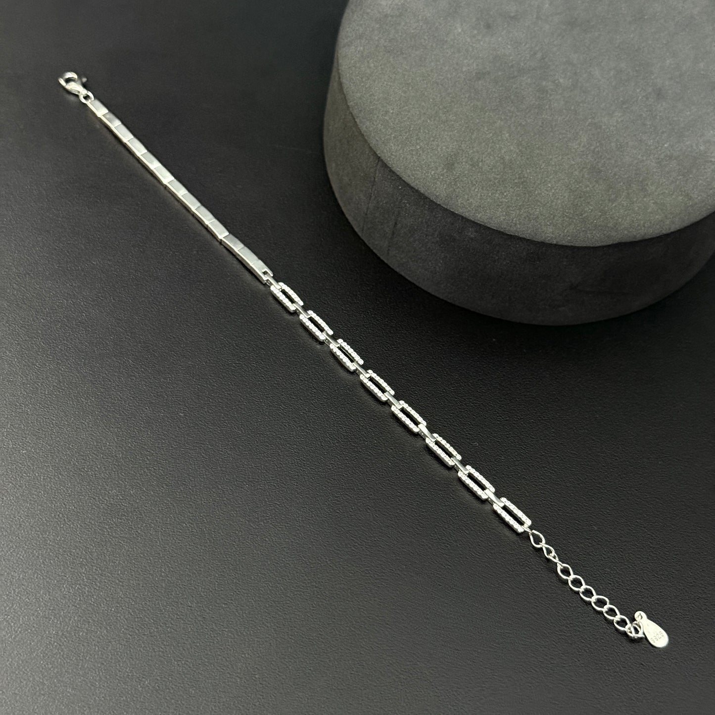 Ladies Silver Bracelet Box AD