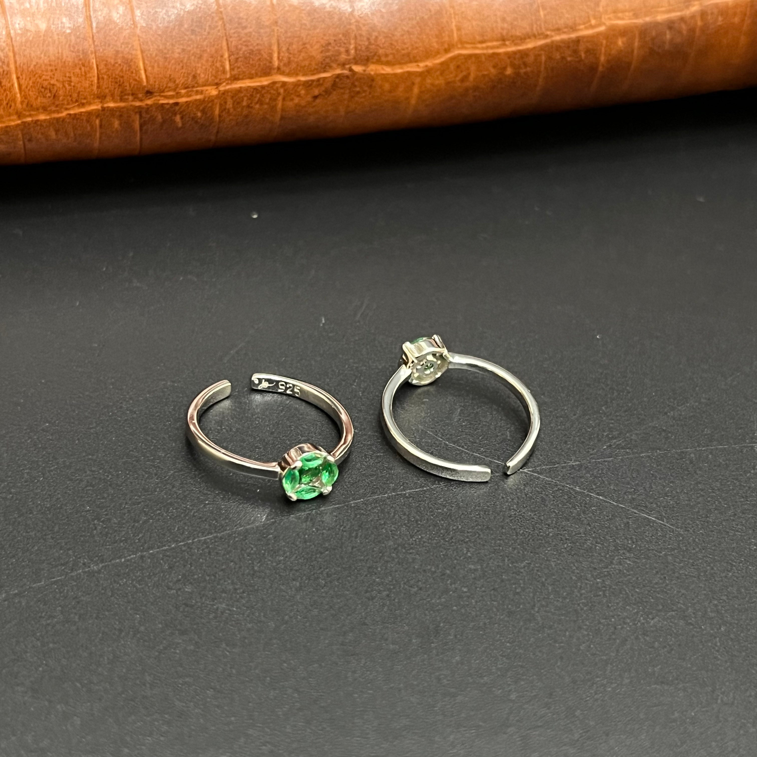 Silver Ladies Toe Rings 925 Green Circle 925
