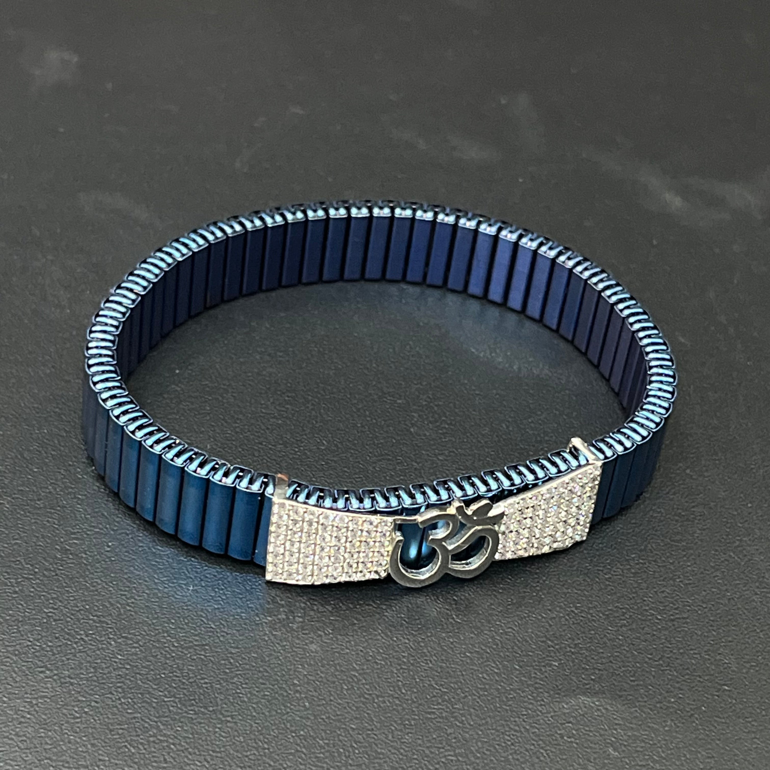Silver Mens Flexible Bracelet Blue Band OM 925