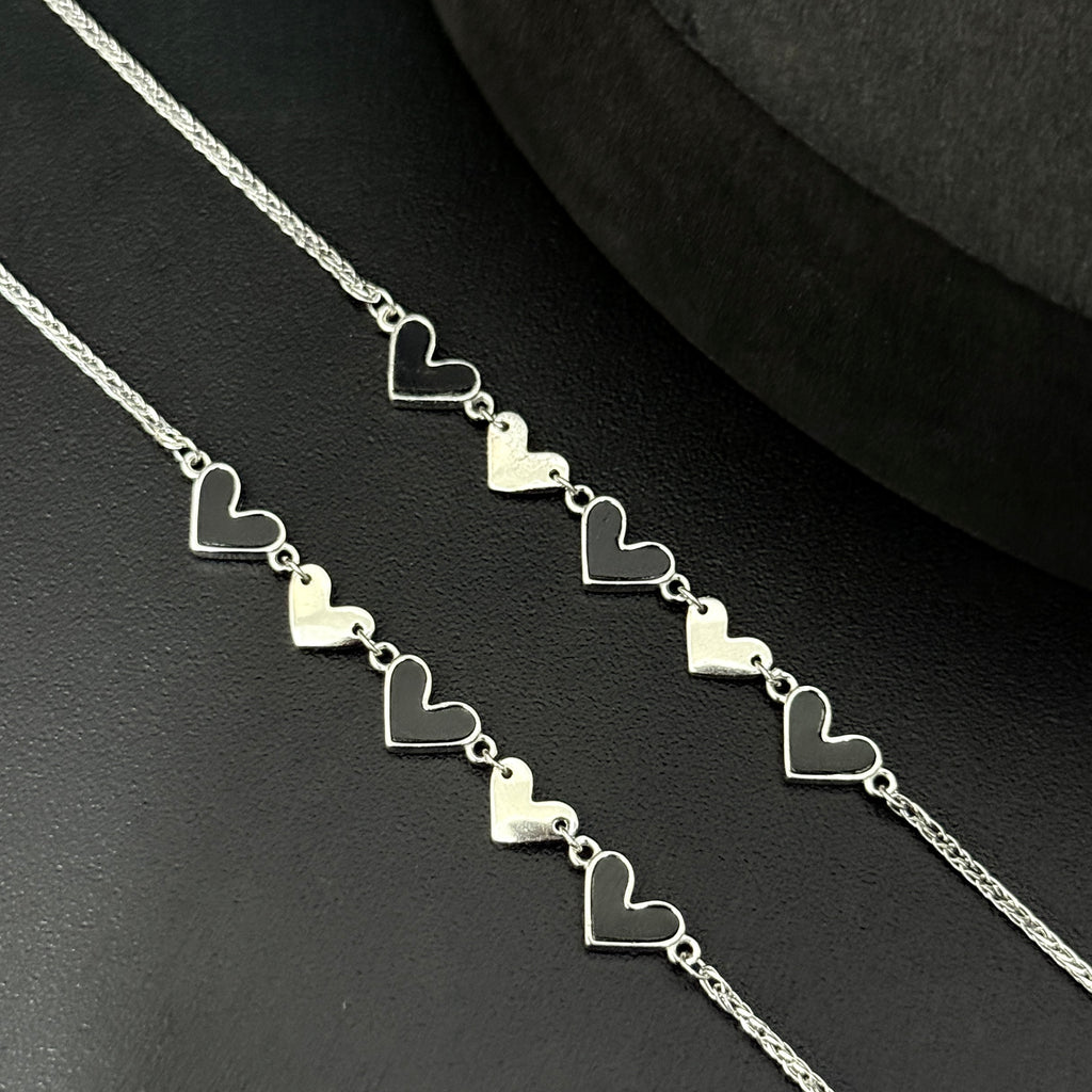 Silver Ladies Anklet_Black & White Strings Of Heart
