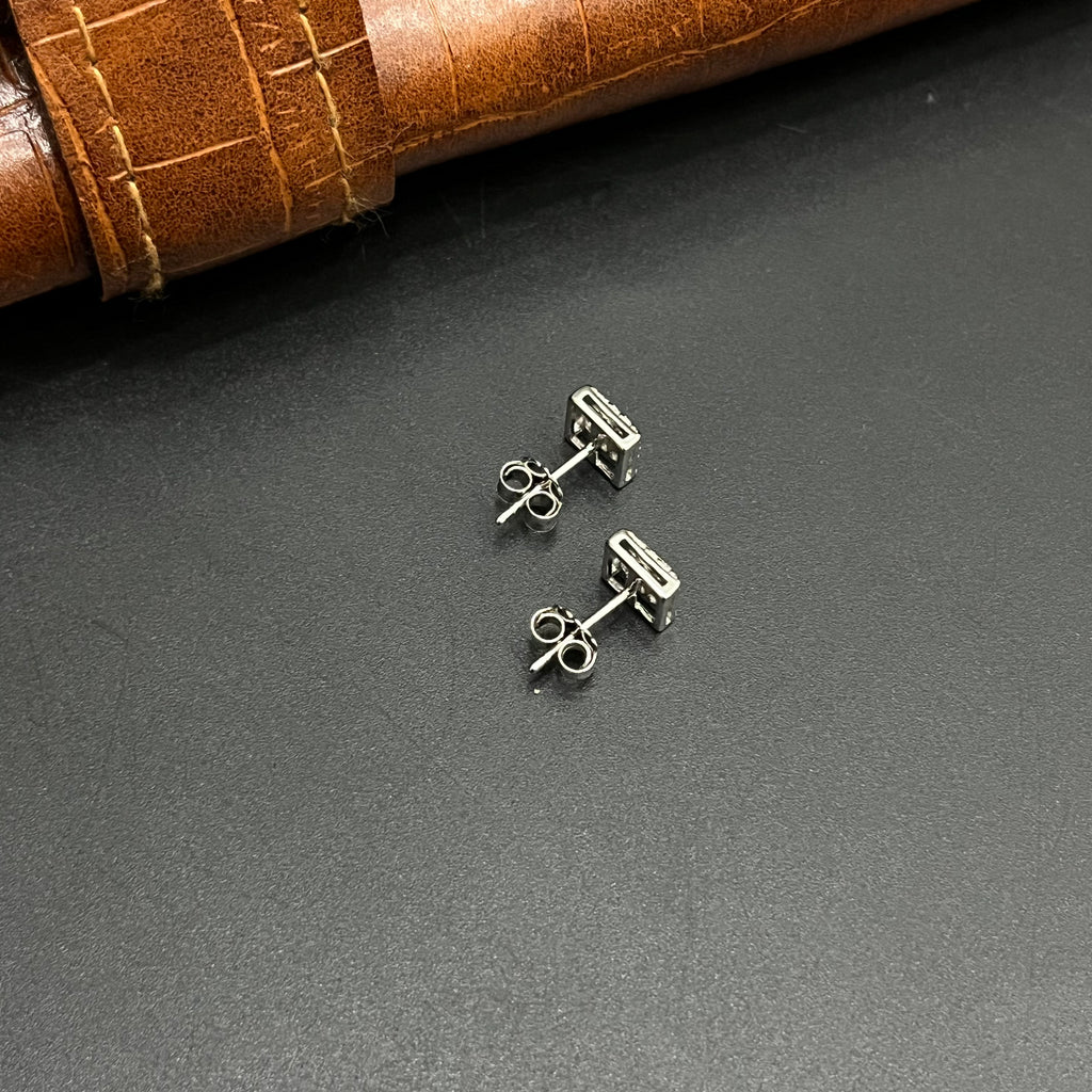 Silver Mens Stud Classic Square Sparkle 925
