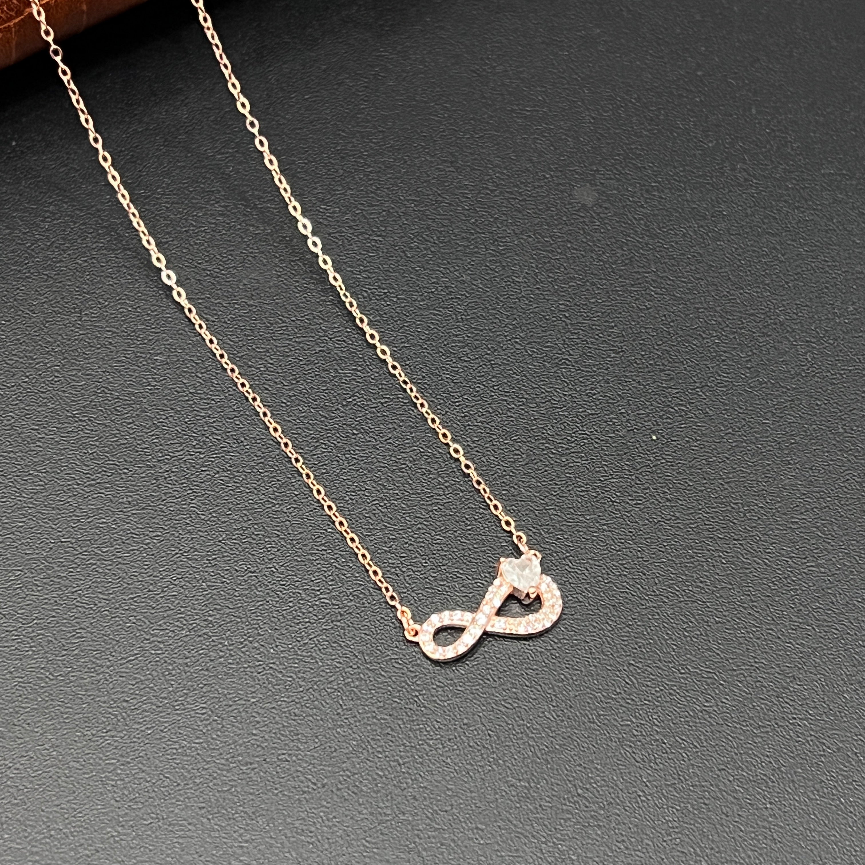 Silver Ladies Pendant Chain Infinity Rosegold Heart