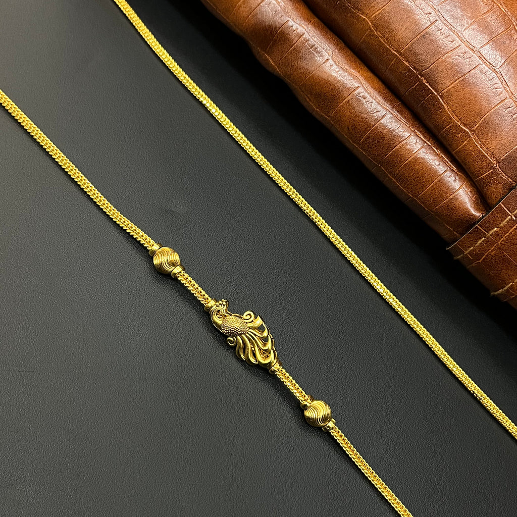 Silver Gold Finished Thali Saradu Antique Peacock & Ballz