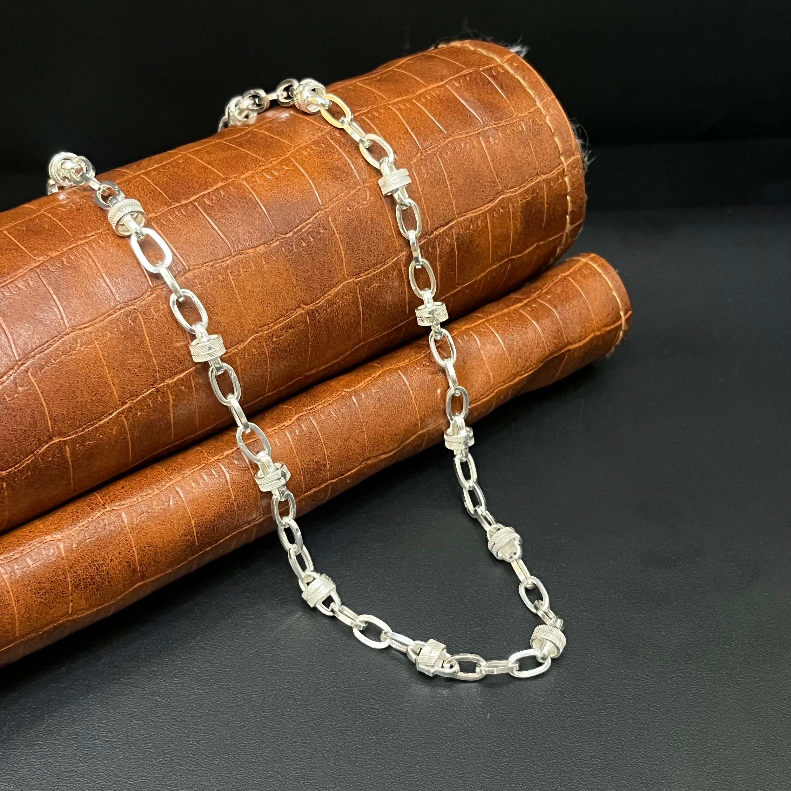 Silver Mens chain 7