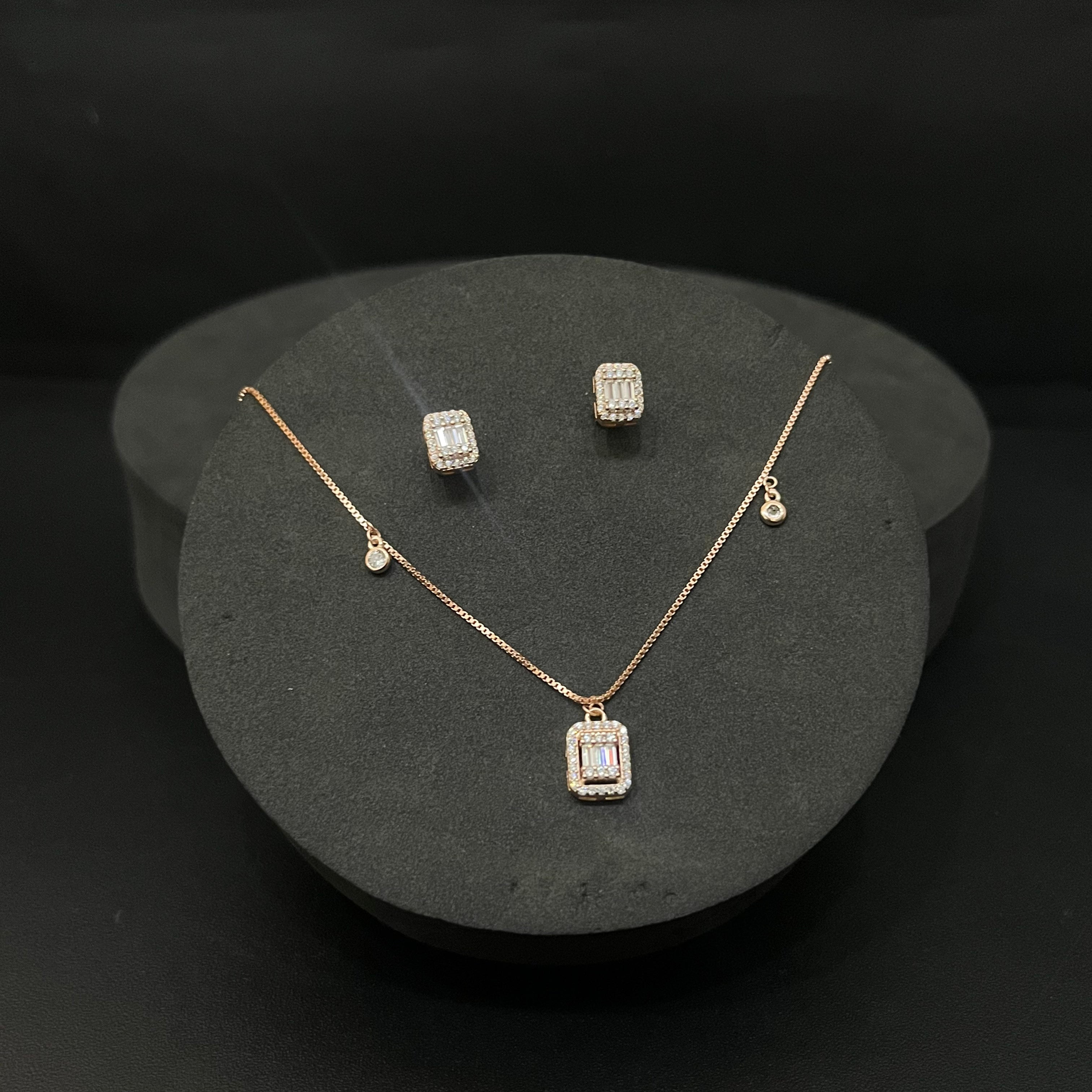 Silver Ladies Pendant Chain & Stud Set AD Box Rosegold