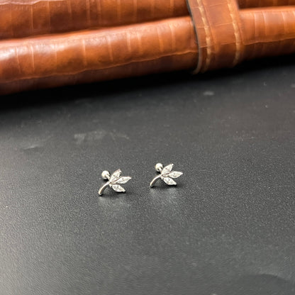 Silver second Studs Leaf silver Finished