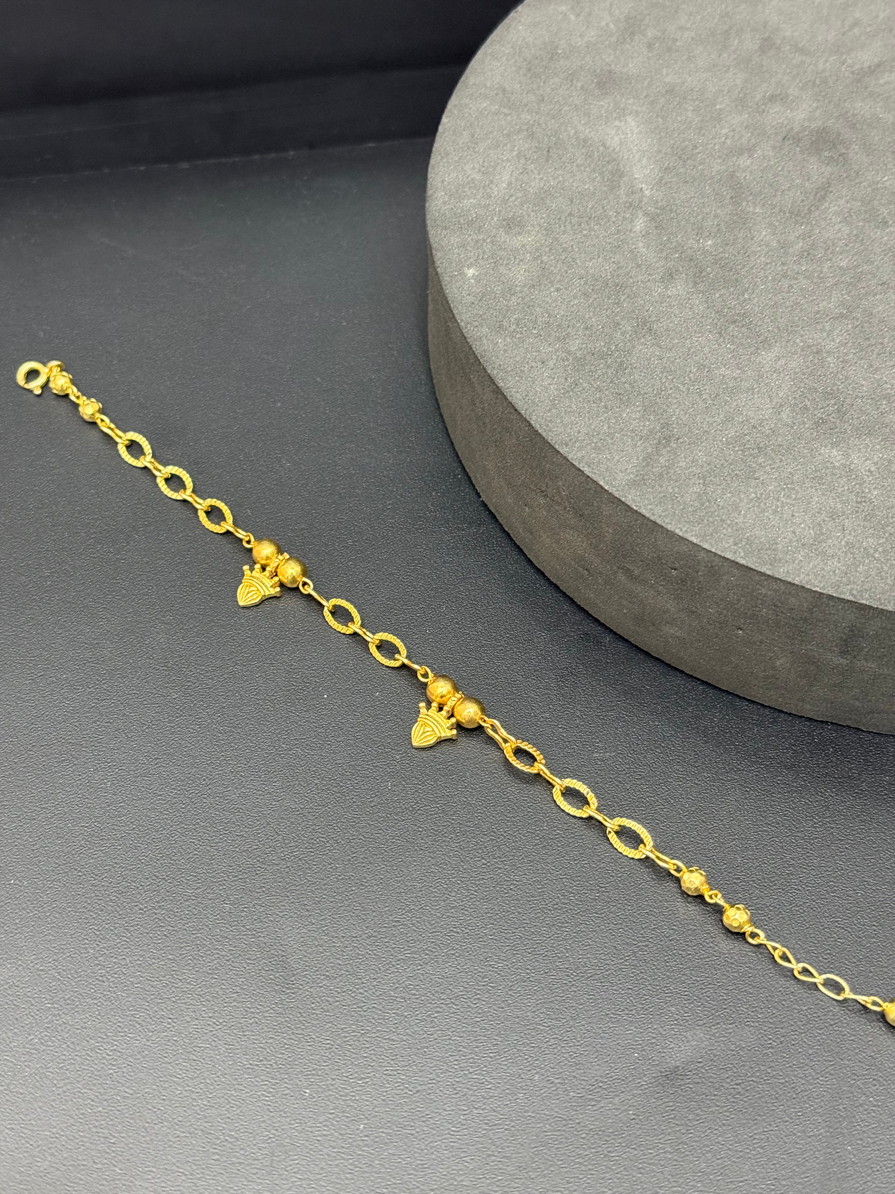 Silver Ladies Bracelet CNC Gold Finish C03