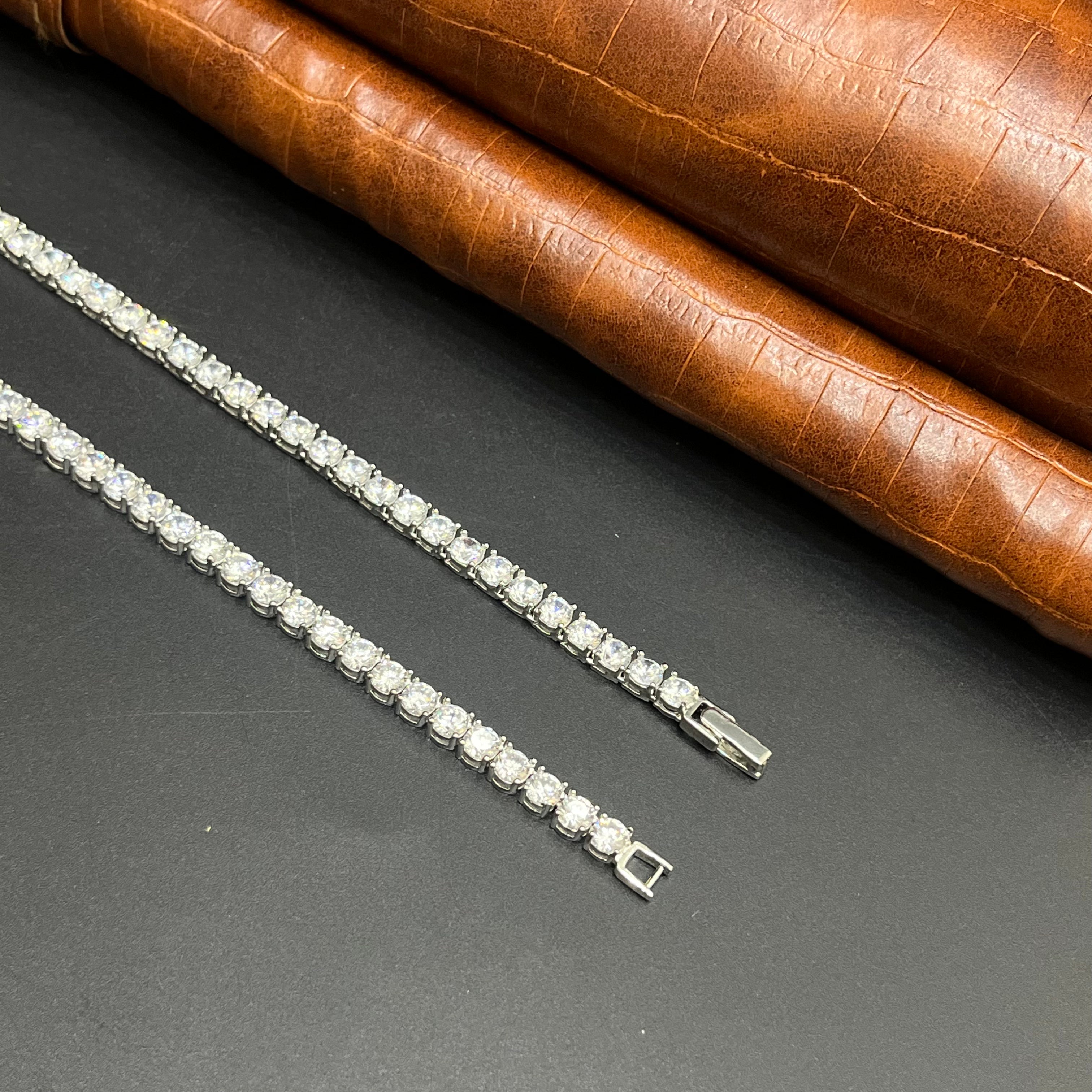 Silver Mens Tennis Chain Elegant Floral Crystal Link M02 925
